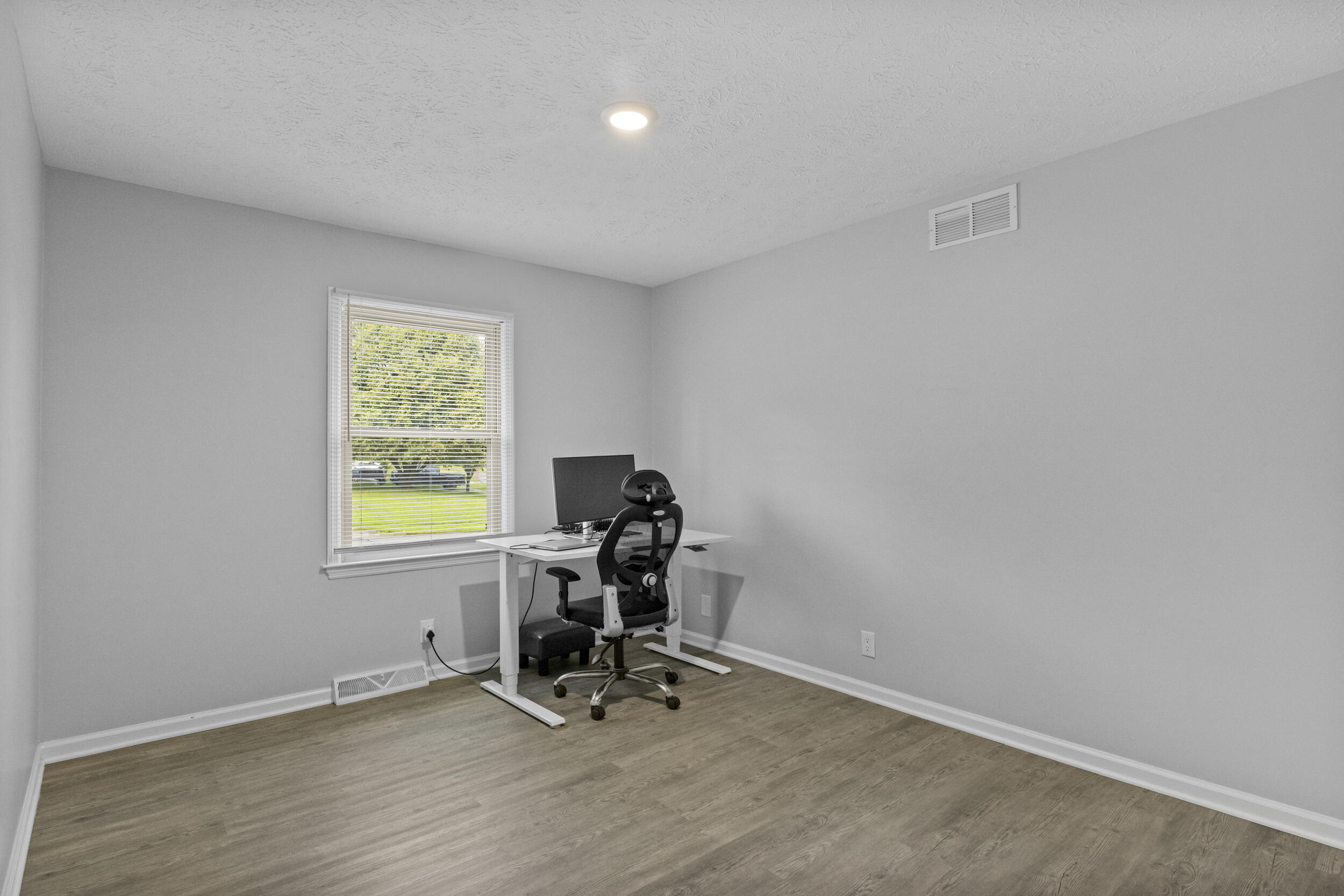 423 Monticello Boulevard Property Photo 16