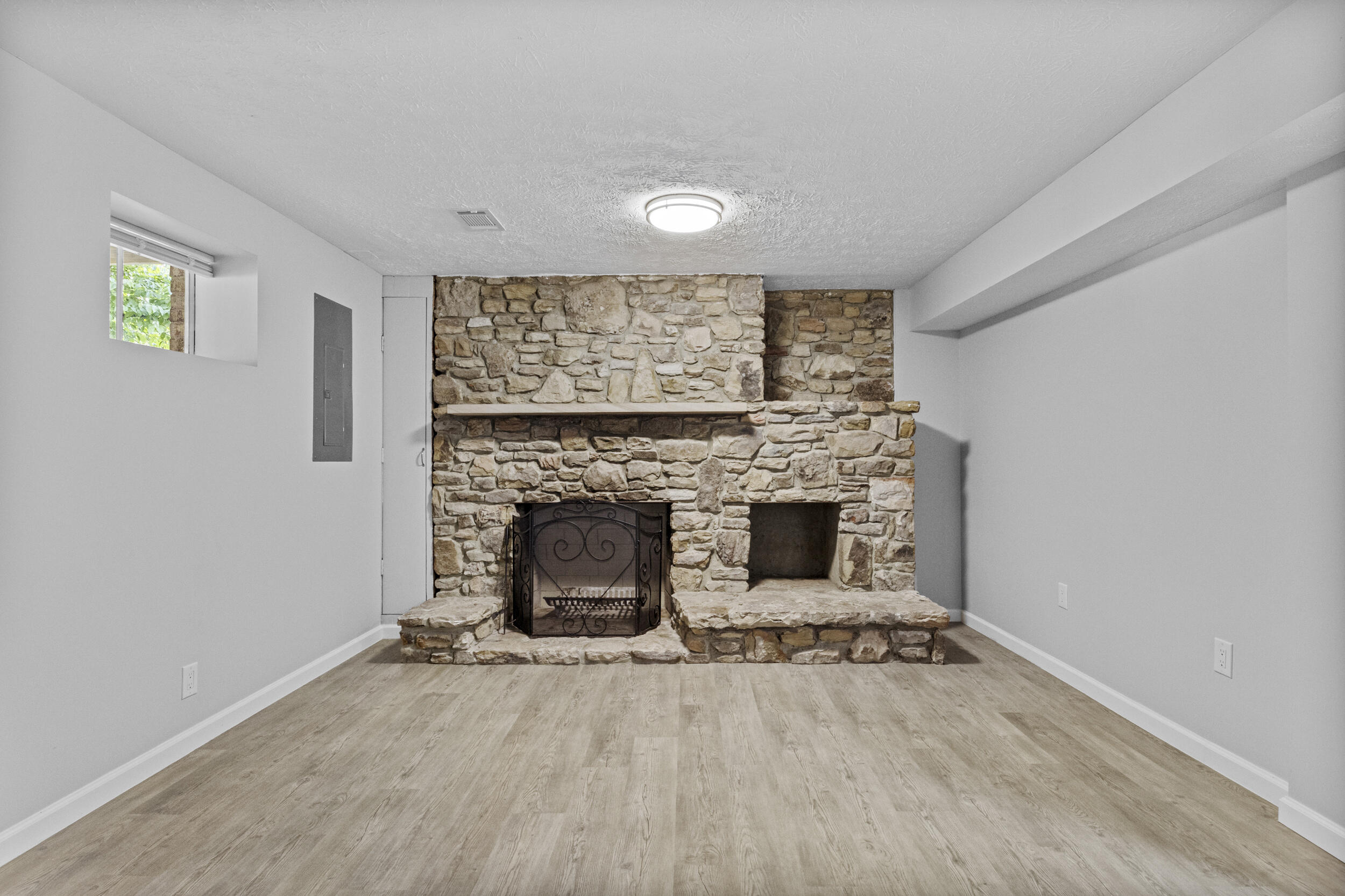 423 Monticello Boulevard Property Photo 32