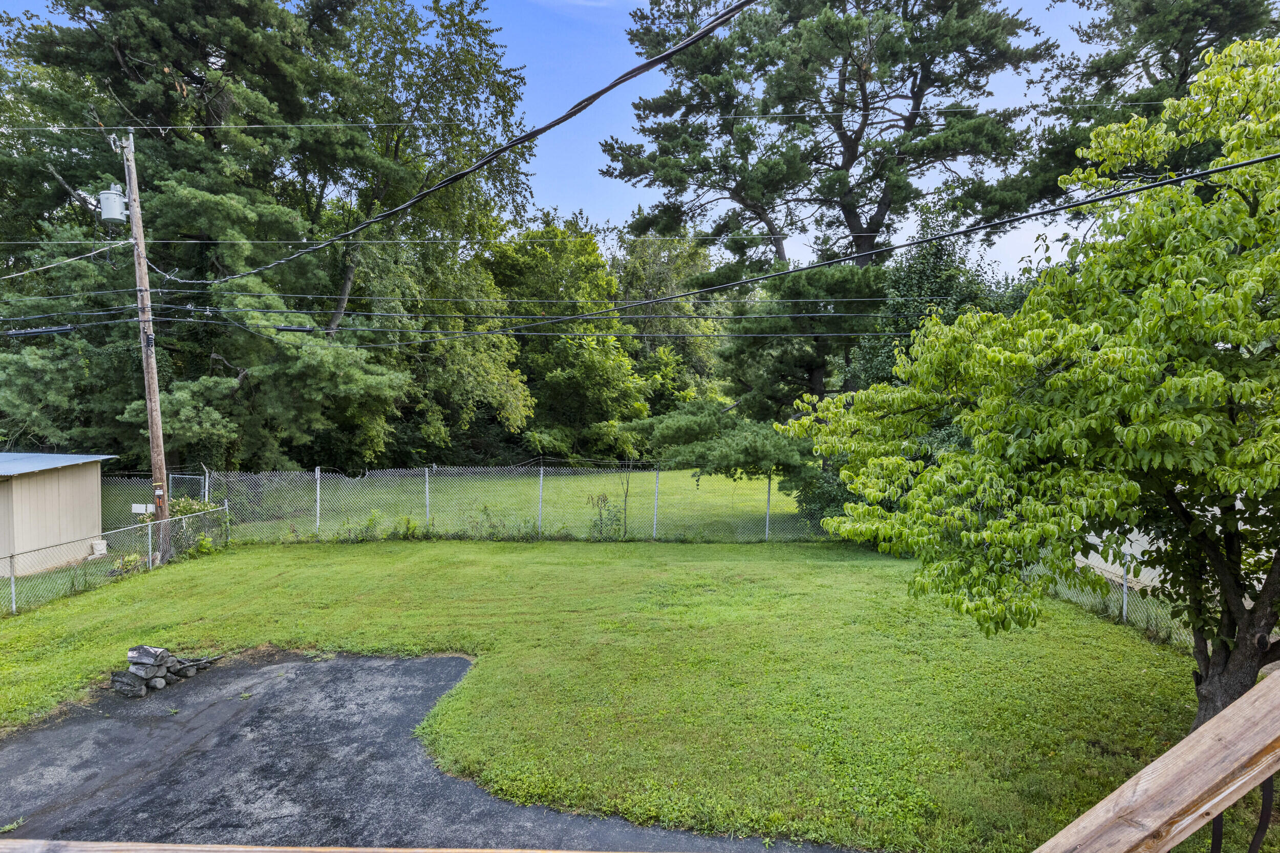 423 Monticello Boulevard Property Photo 37