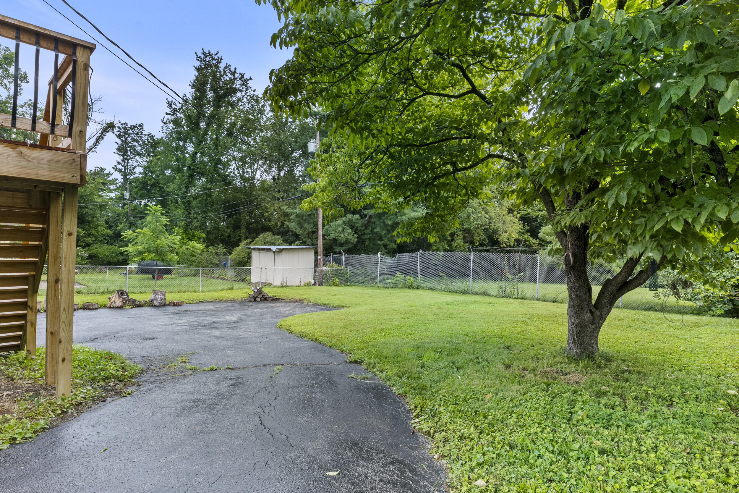 423 Monticello Boulevard Property Photo 39