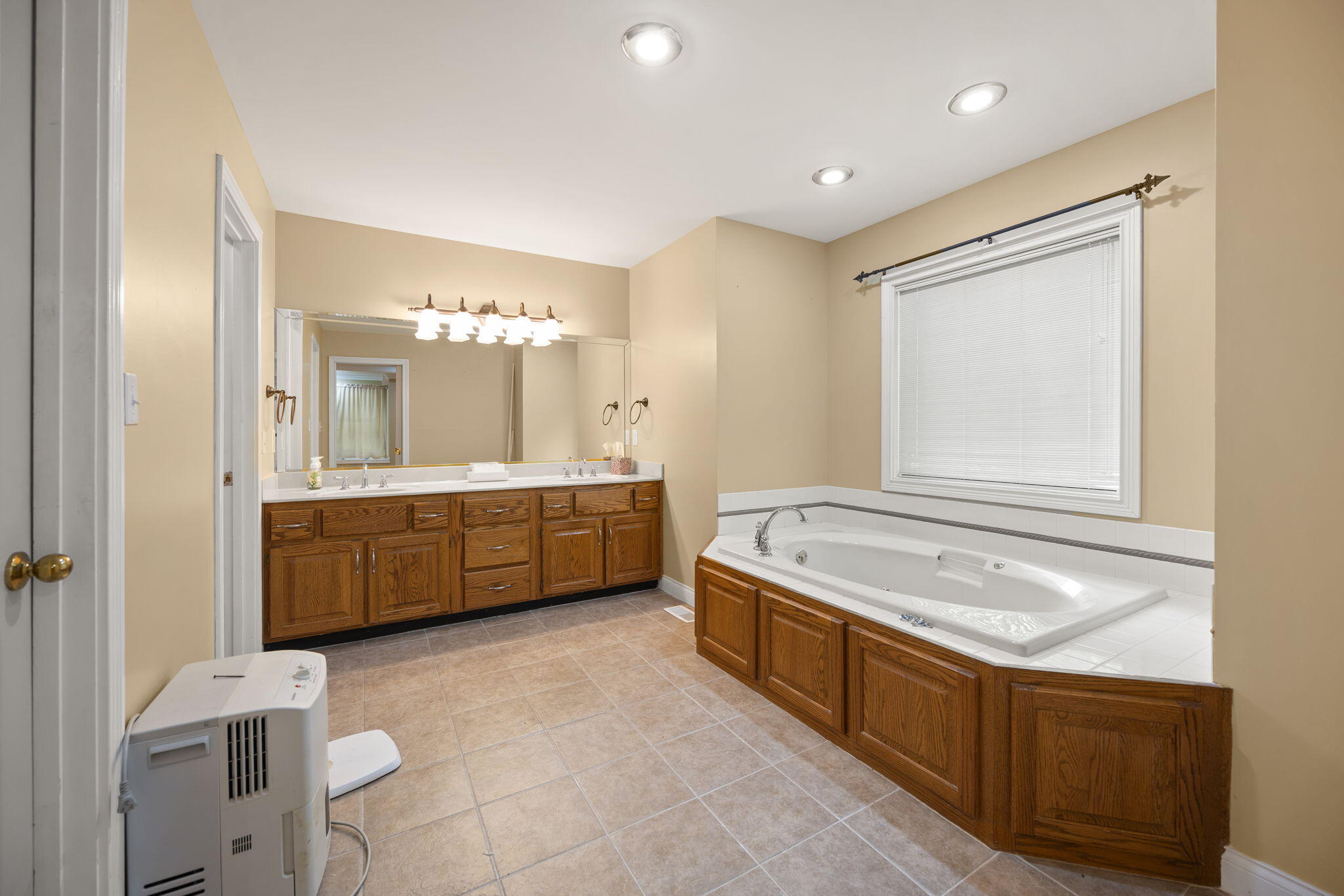 78 Woodhaven Court Property Photo 29