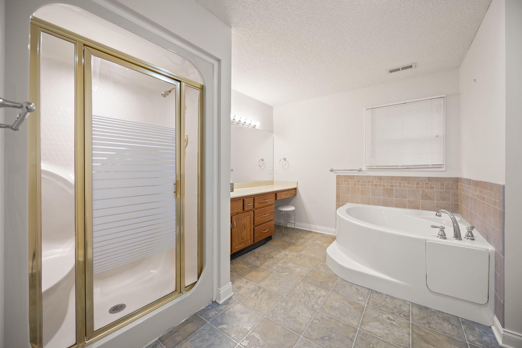 78 Woodhaven Court Property Photo 39