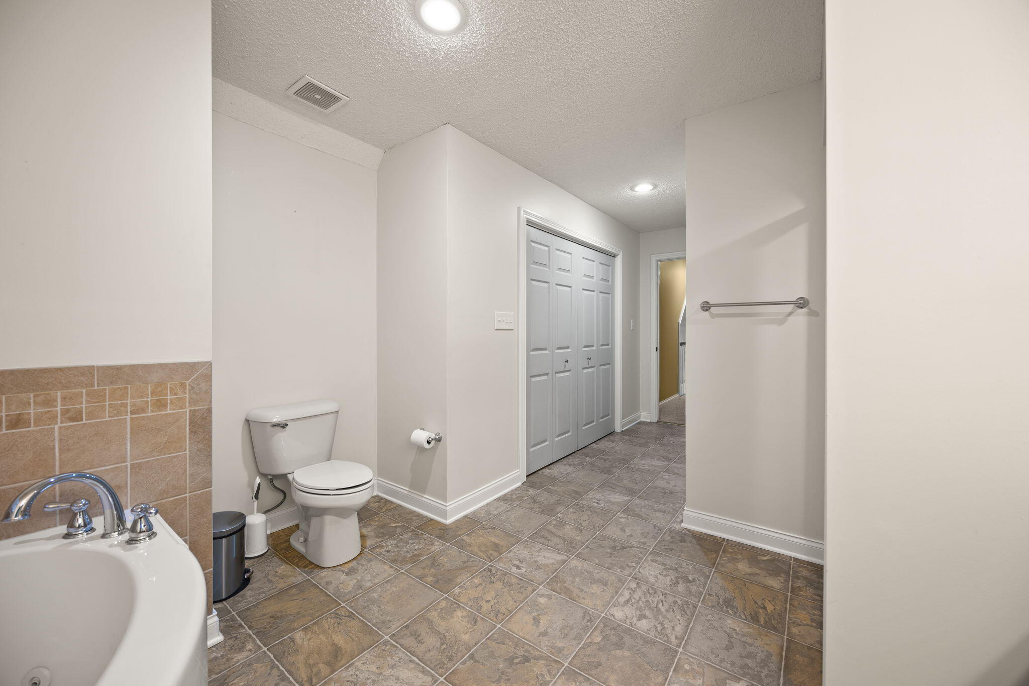 78 Woodhaven Court Property Photo 40