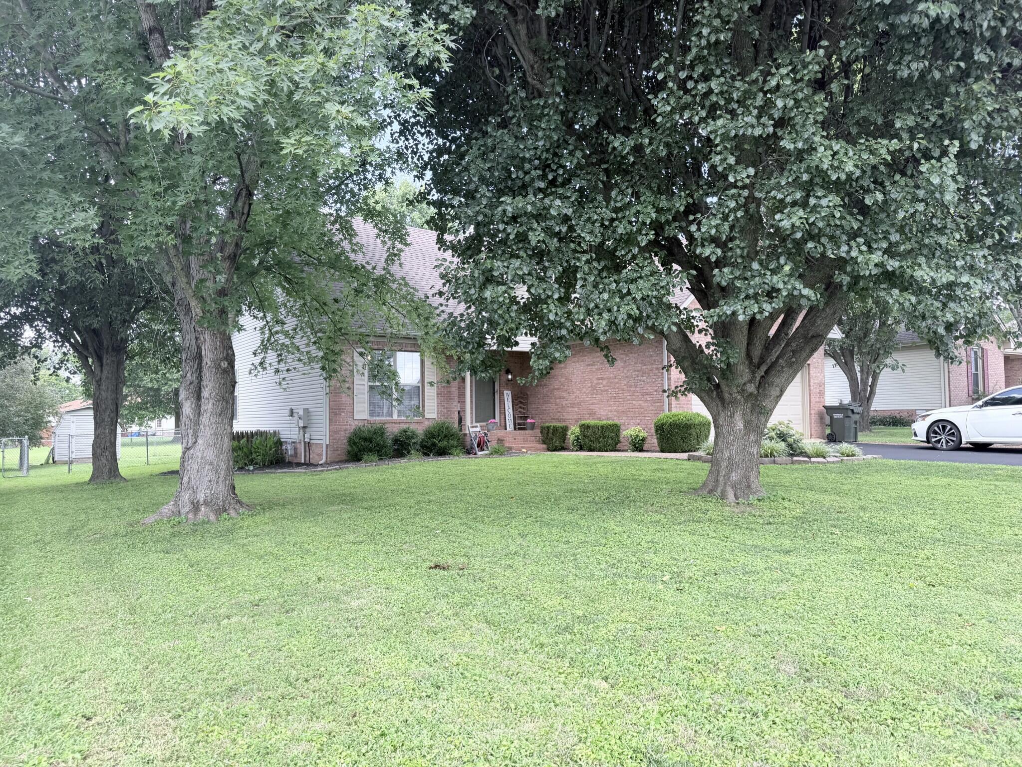 515 Ashbury Circle Property Photo 8
