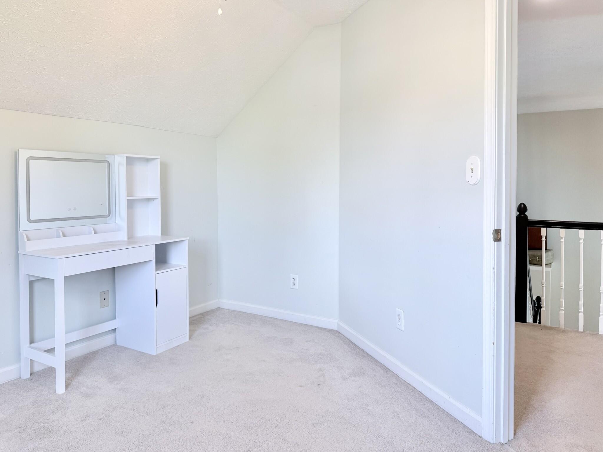 515 Ashbury Circle Property Photo 46