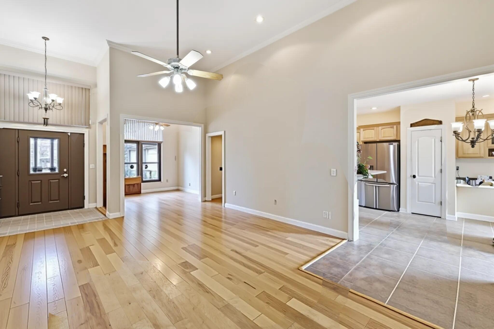 486 Washington Drive Property Photo 11