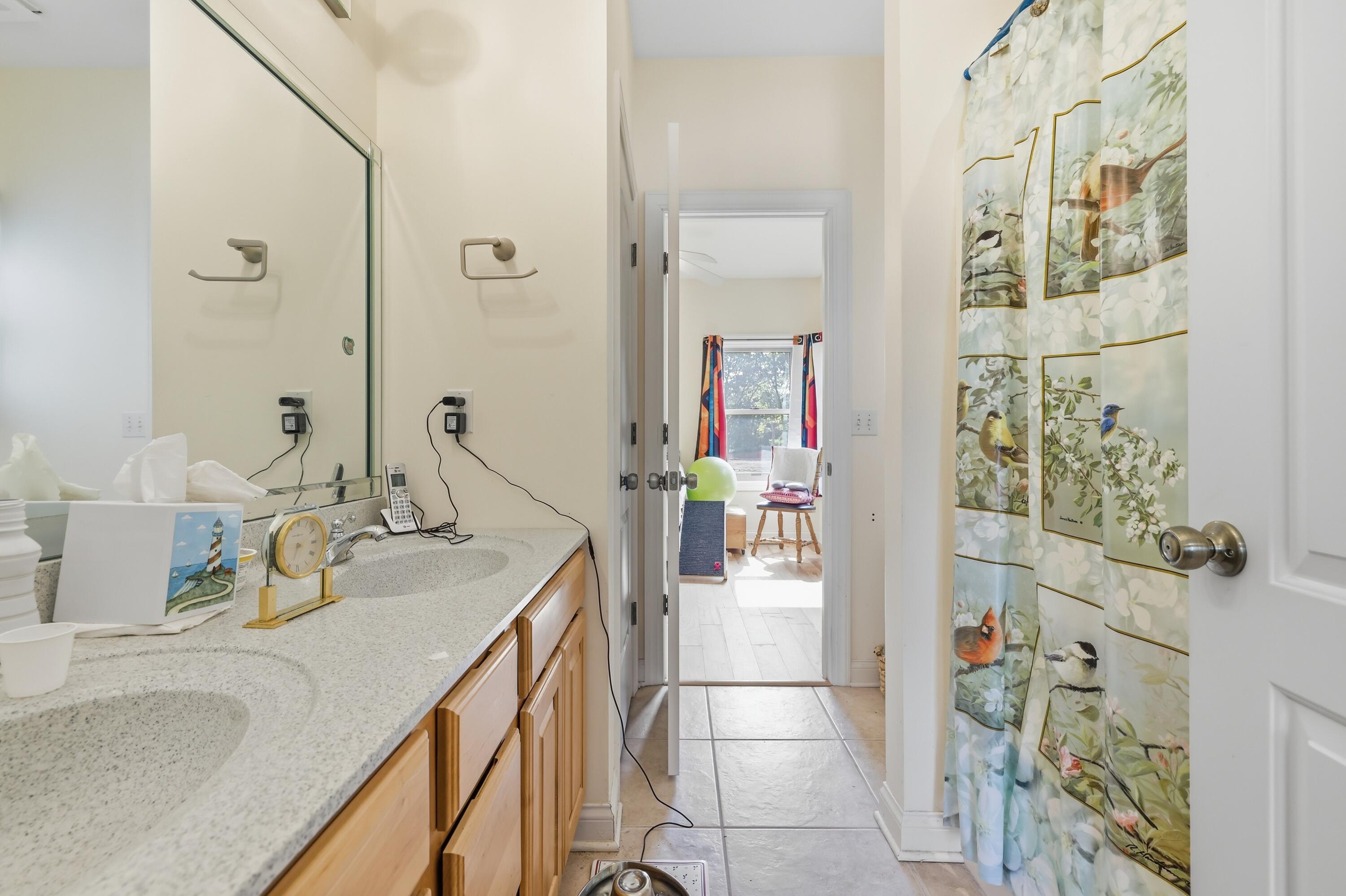 486 Washington Drive Property Photo 23