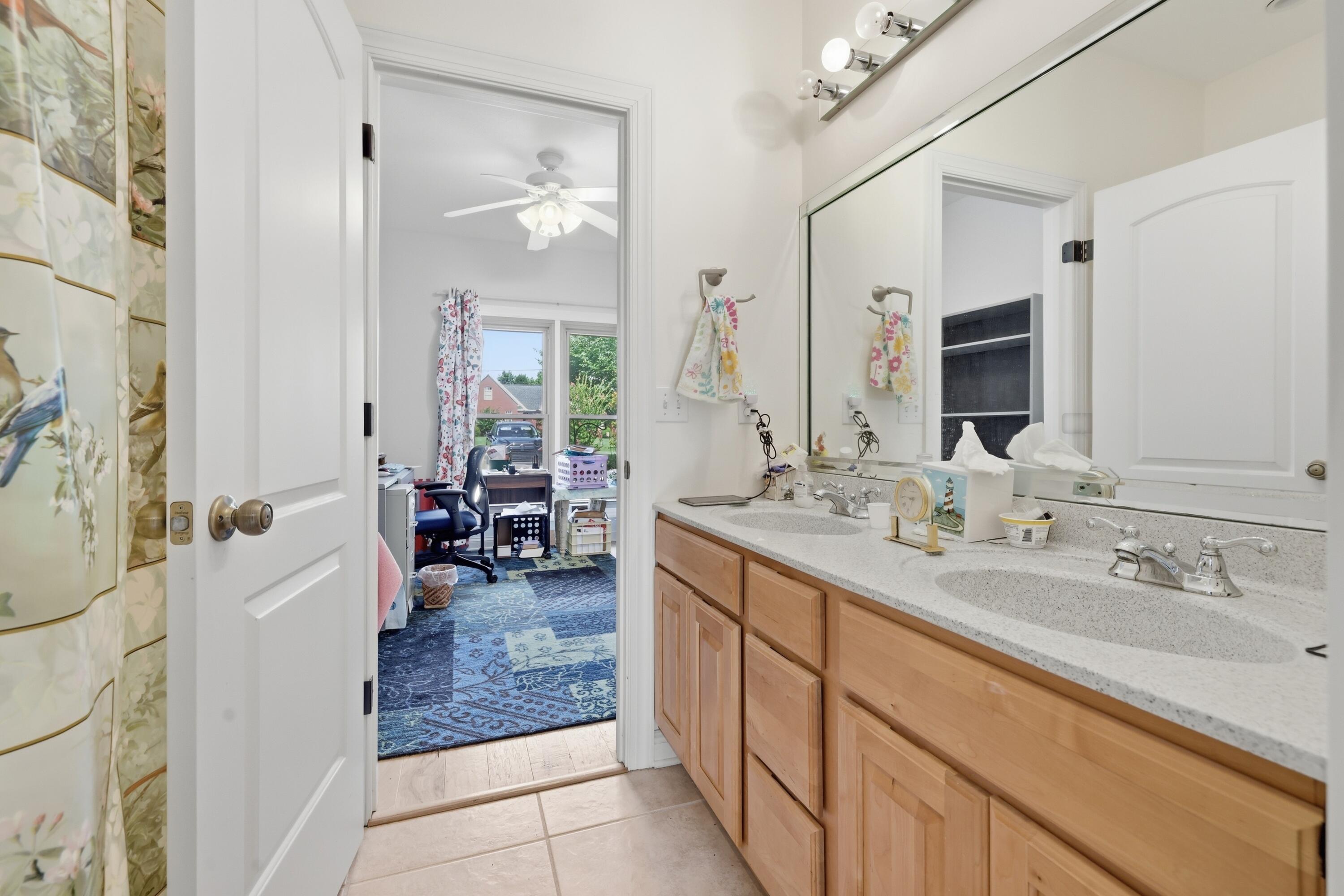 486 Washington Drive Property Photo 25