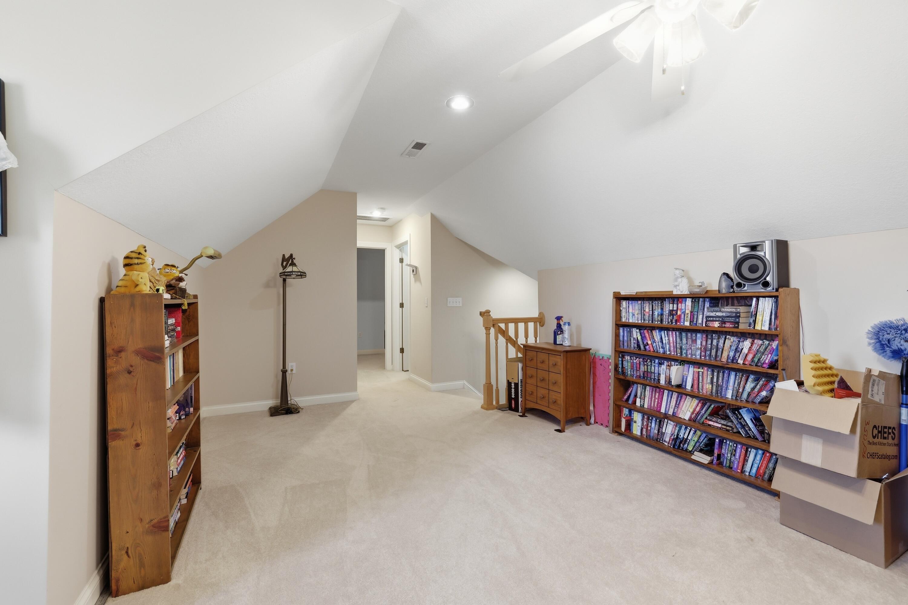 486 Washington Drive Property Photo 40