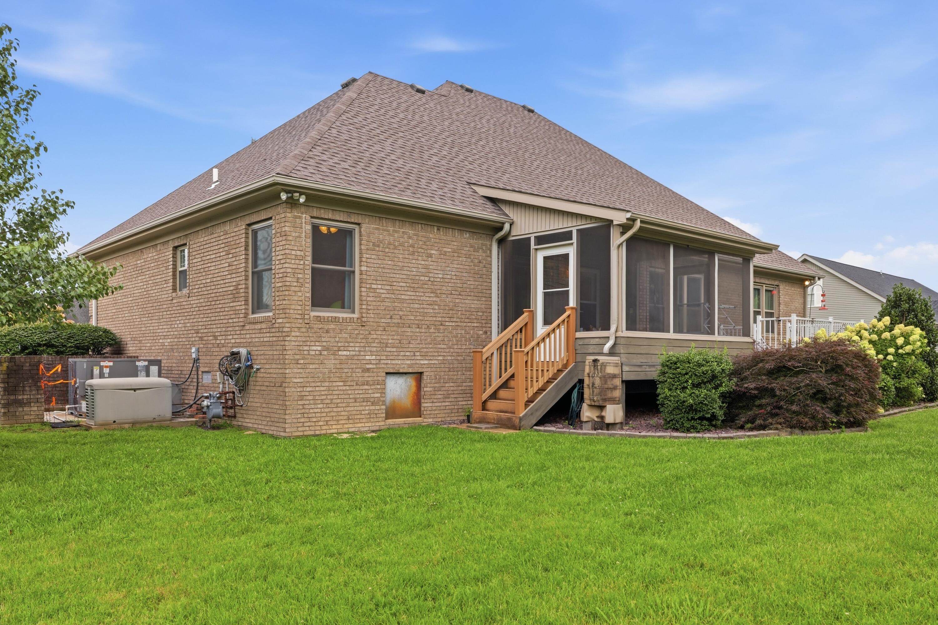 486 Washington Drive Property Photo 44