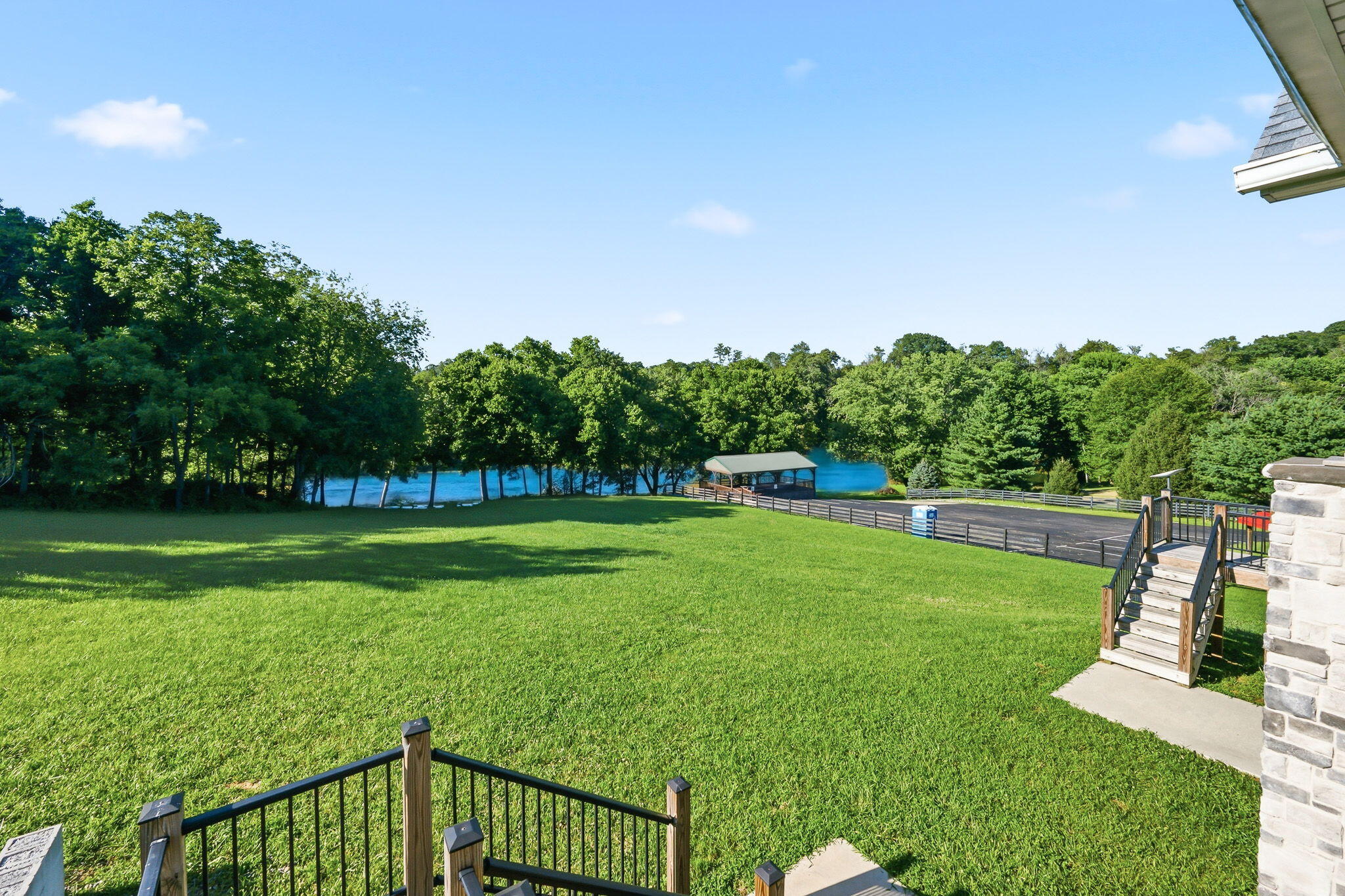 975 Lakeside Drive Property Photo 48