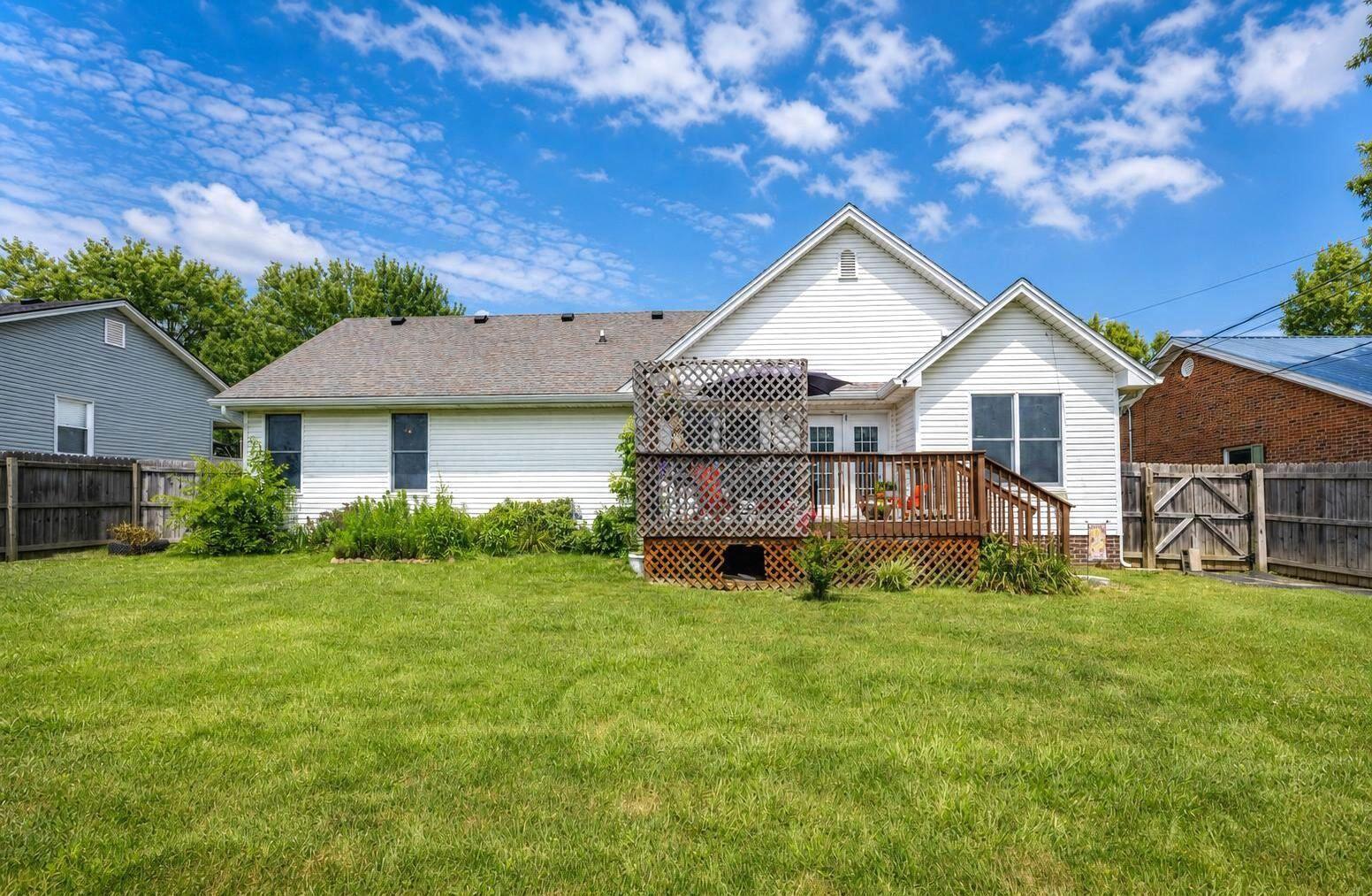 1079 Ashley Way Property Photo 4