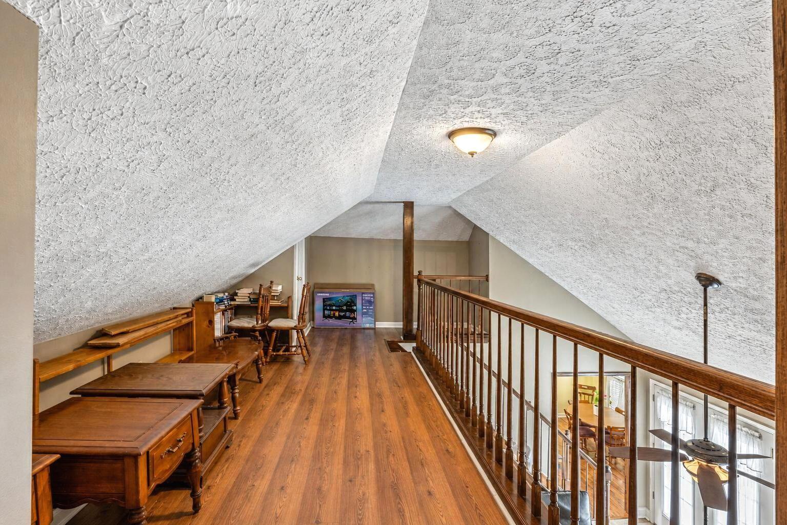 1079 Ashley Way Property Photo 14