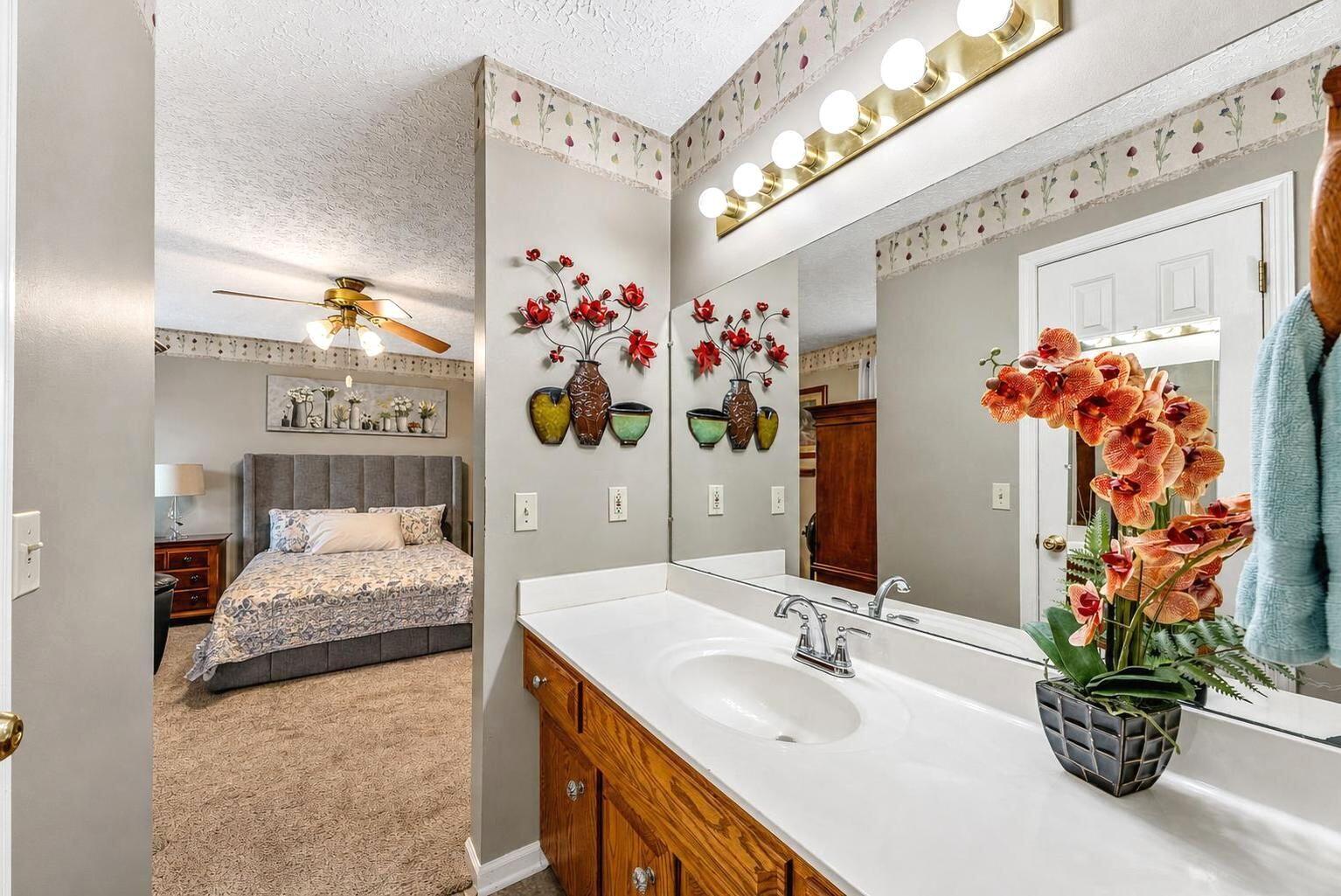 1079 Ashley Way Property Photo 18