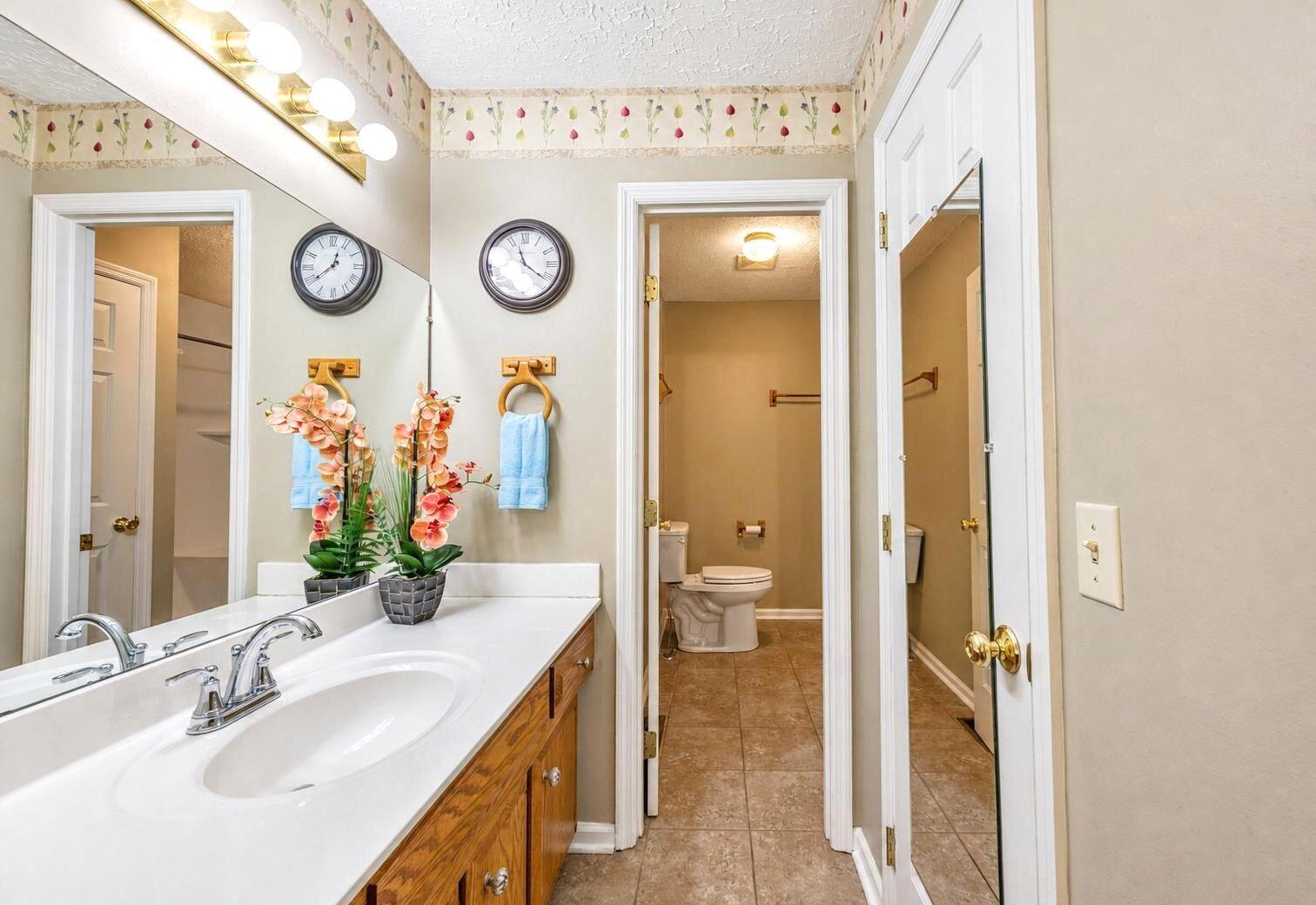 1079 Ashley Way Property Photo 20