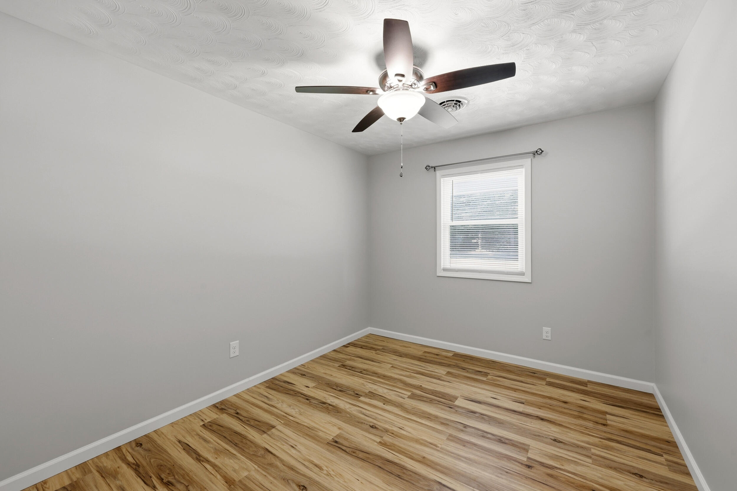 1168 Ky-587 Property Photo 15