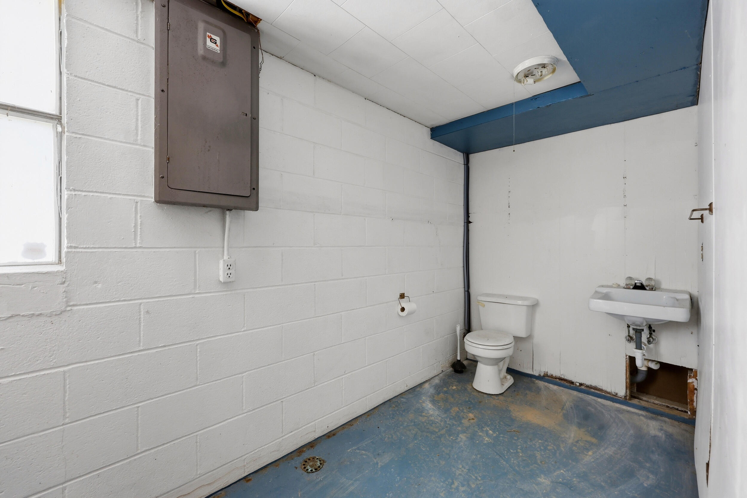1168 Ky-587 Property Photo 23