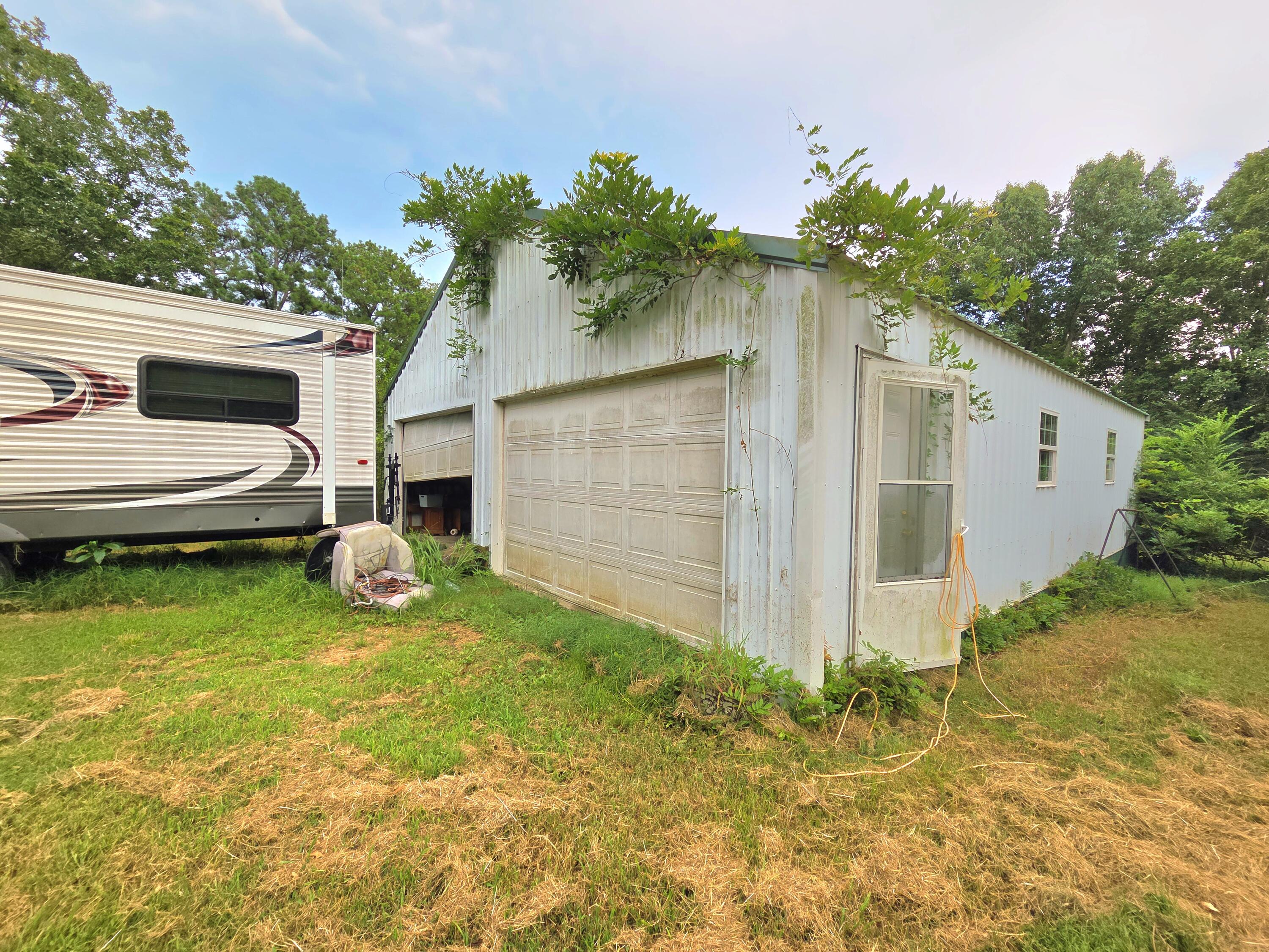 642 Oakley Road Property Photo 23