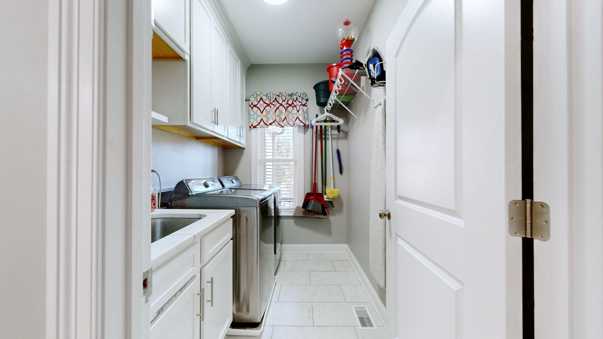 126 Braemar Drive Property Photo 14