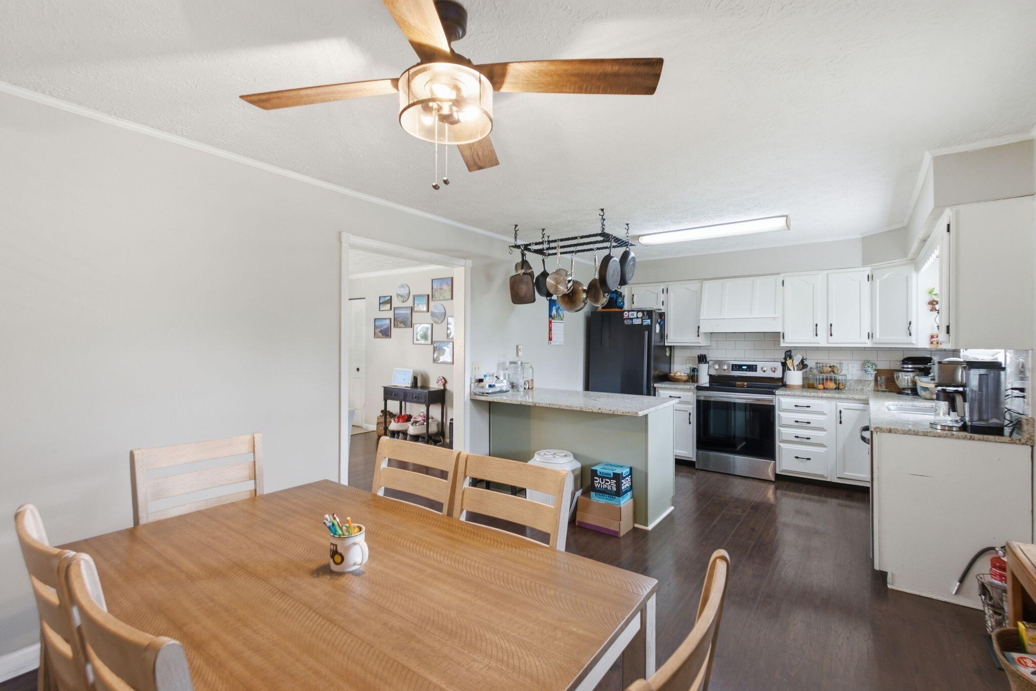 308 Martin Drive Property Photo 11