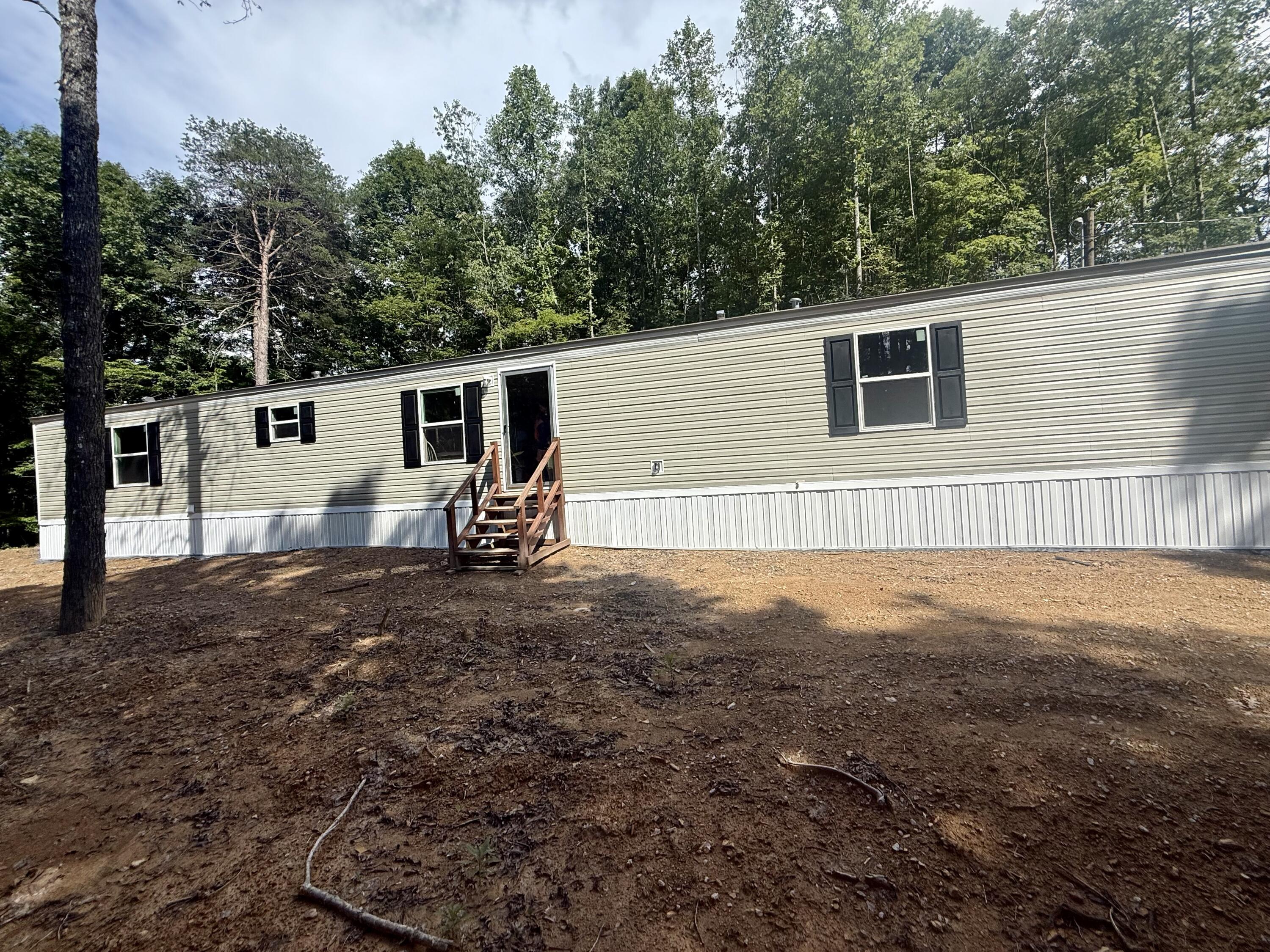 100 Mason Lane Property Photo 4