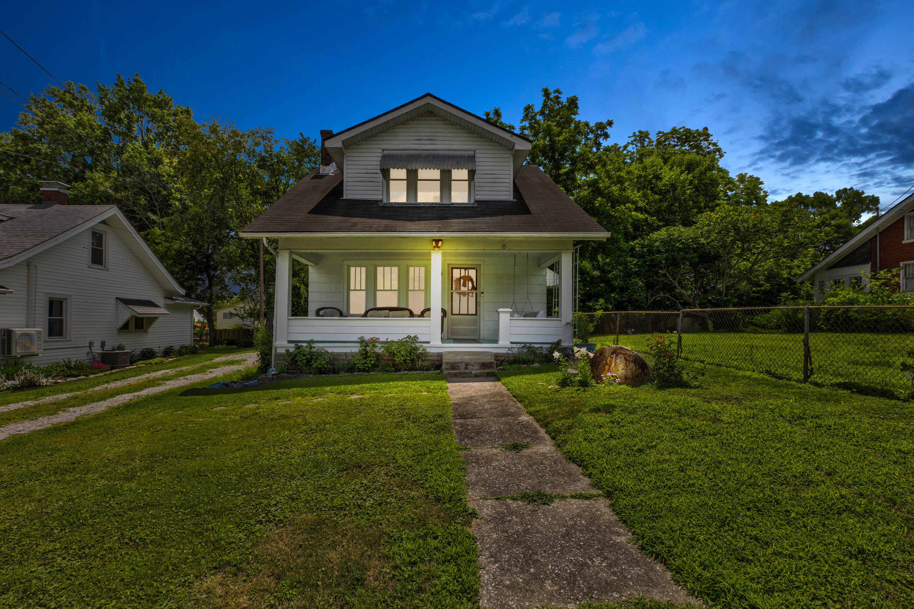 13 Long Avenue Property Photo 1