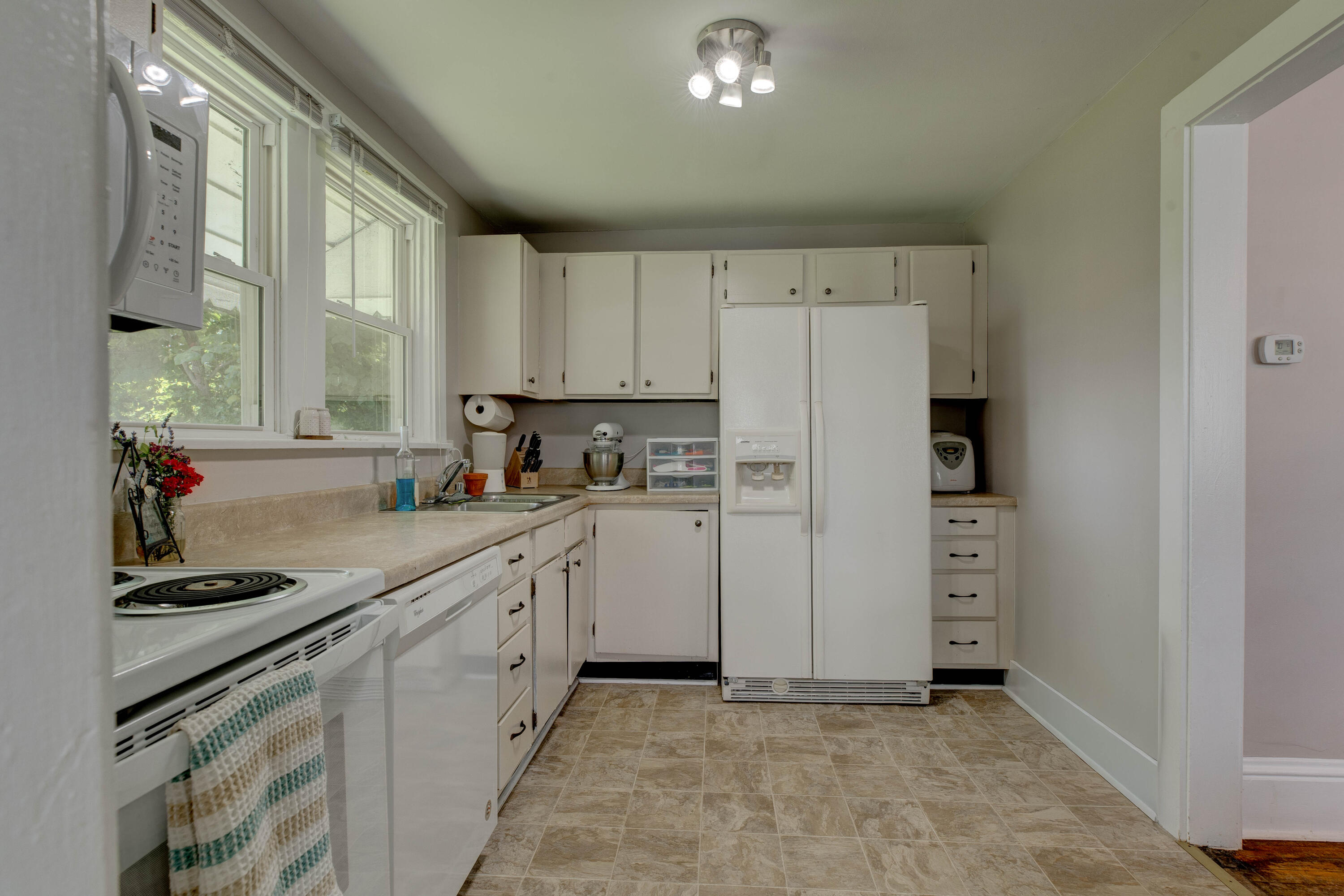 13 Long Avenue Property Photo 16
