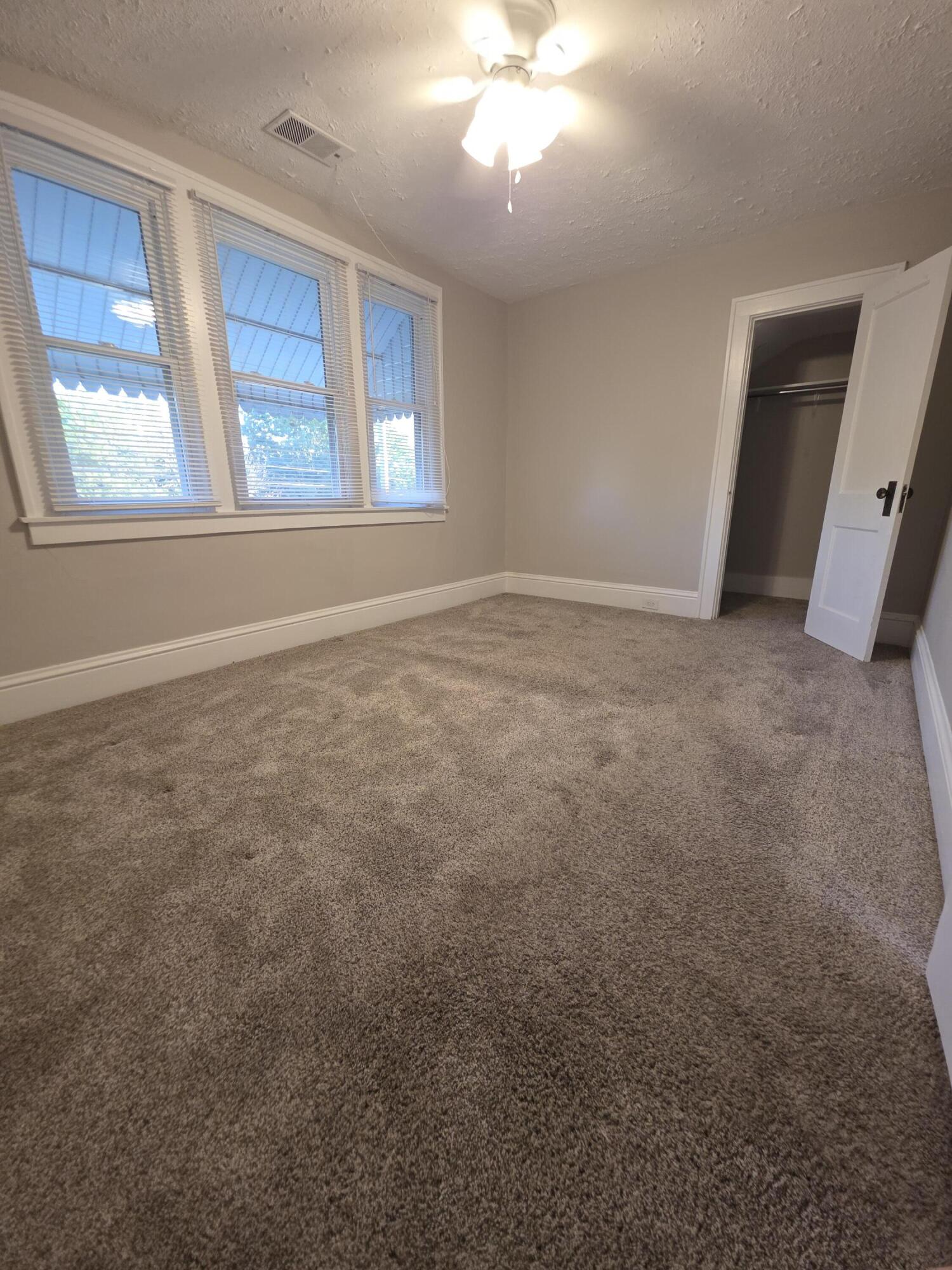 13 Long Avenue Property Photo 19