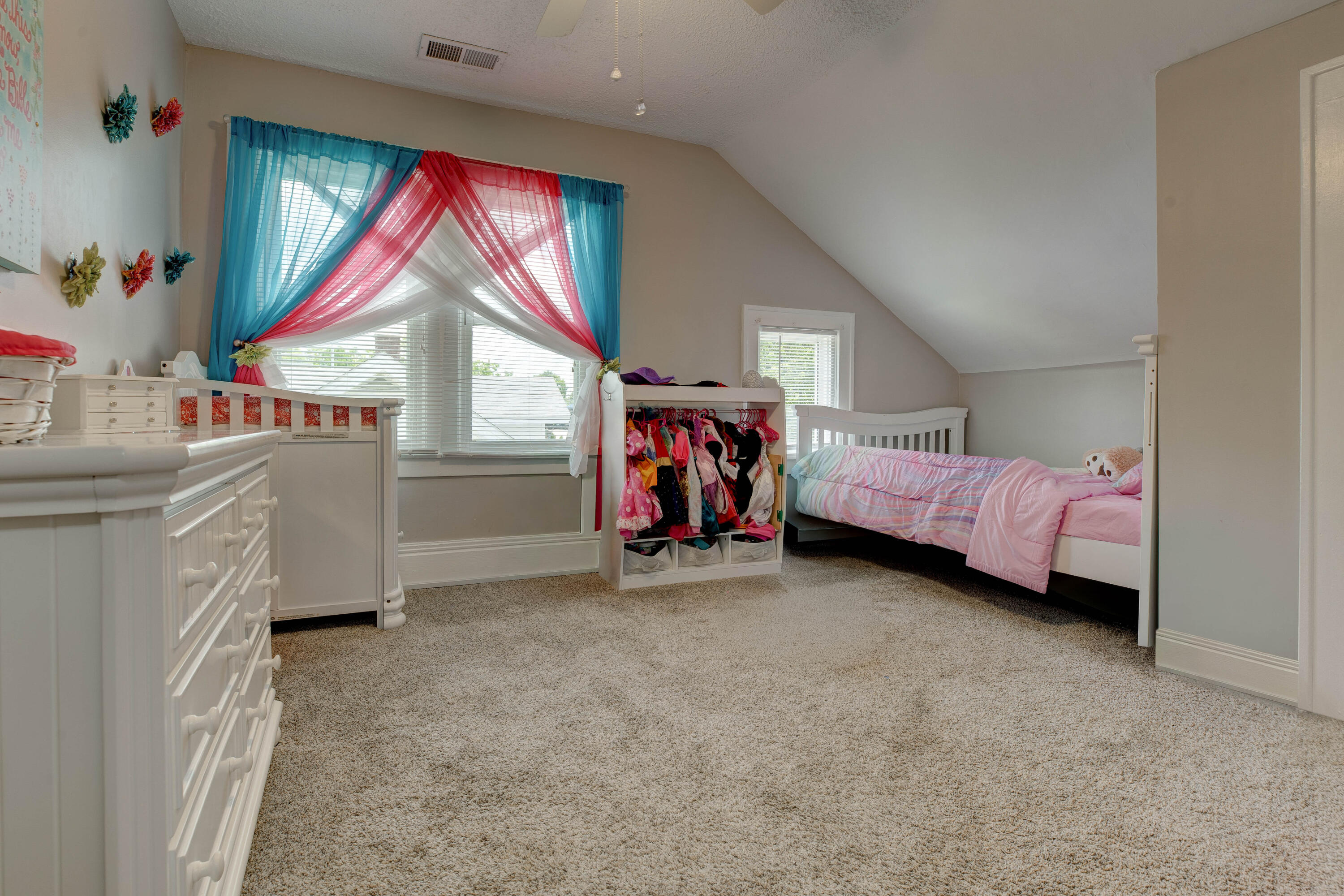13 Long Avenue Property Photo 22