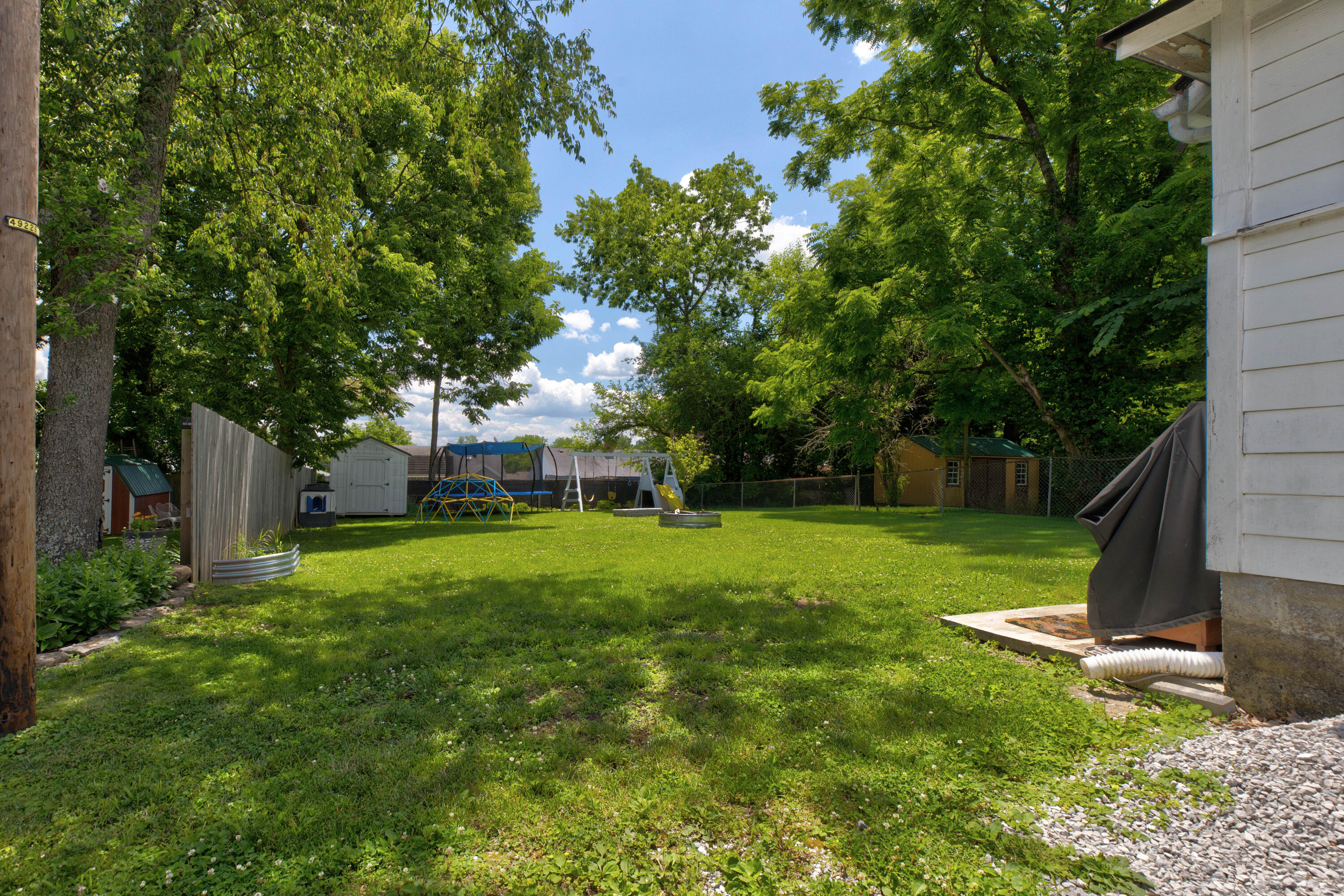 13 Long Avenue Property Photo 29