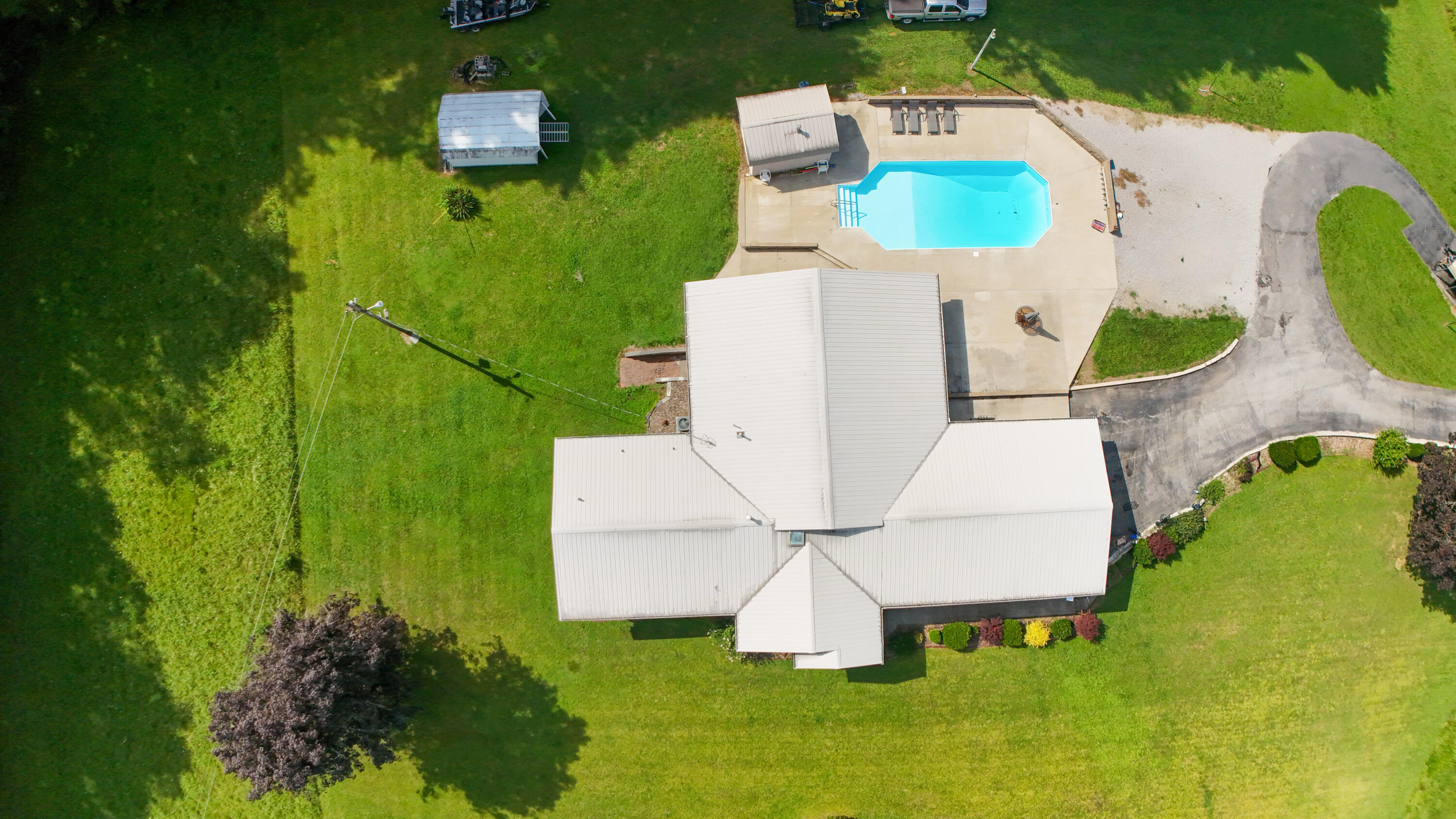 455 Mosley Branch Road Property Photo 17