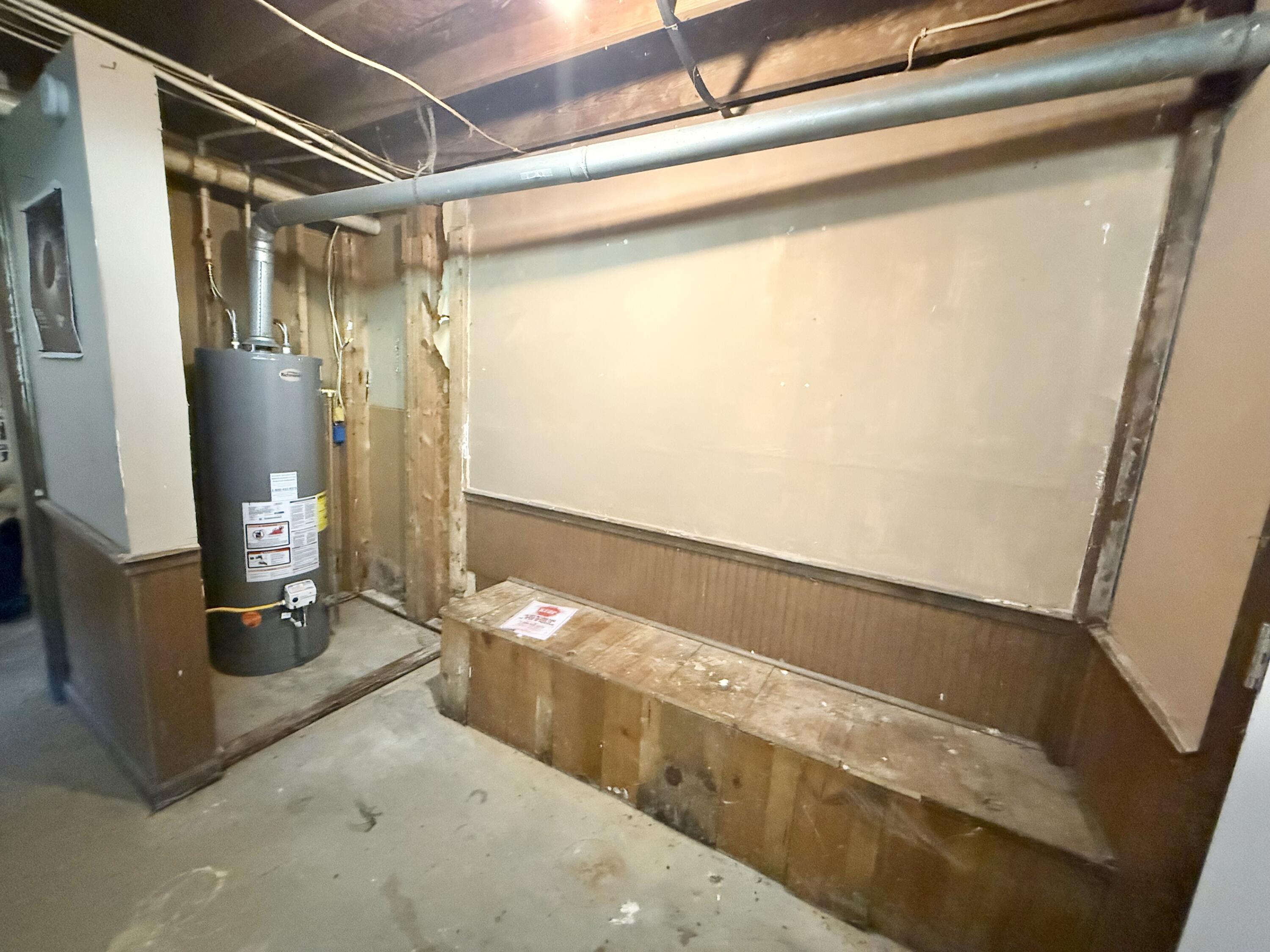 468 E Court Street Property Photo 28