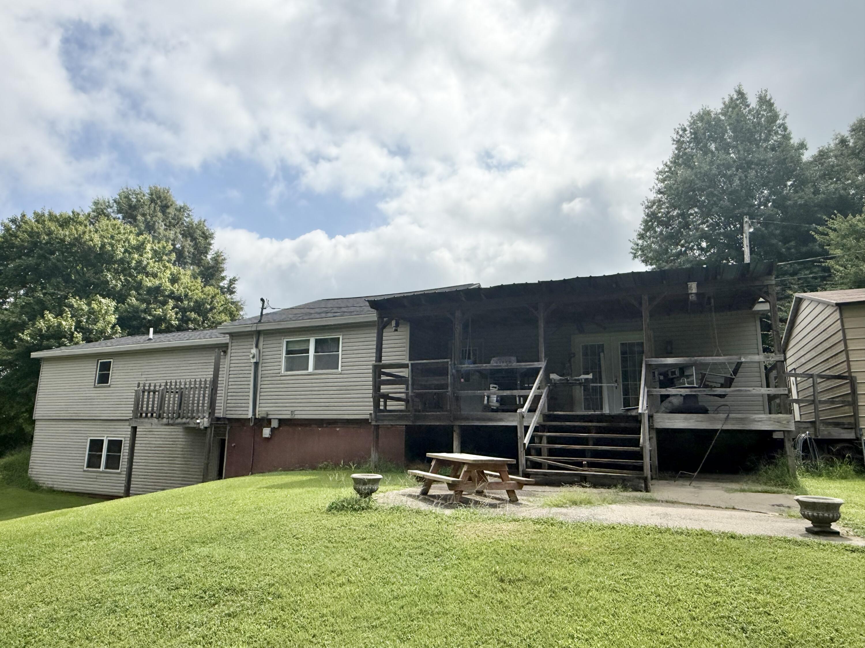 468 E Court Street Property Photo 30
