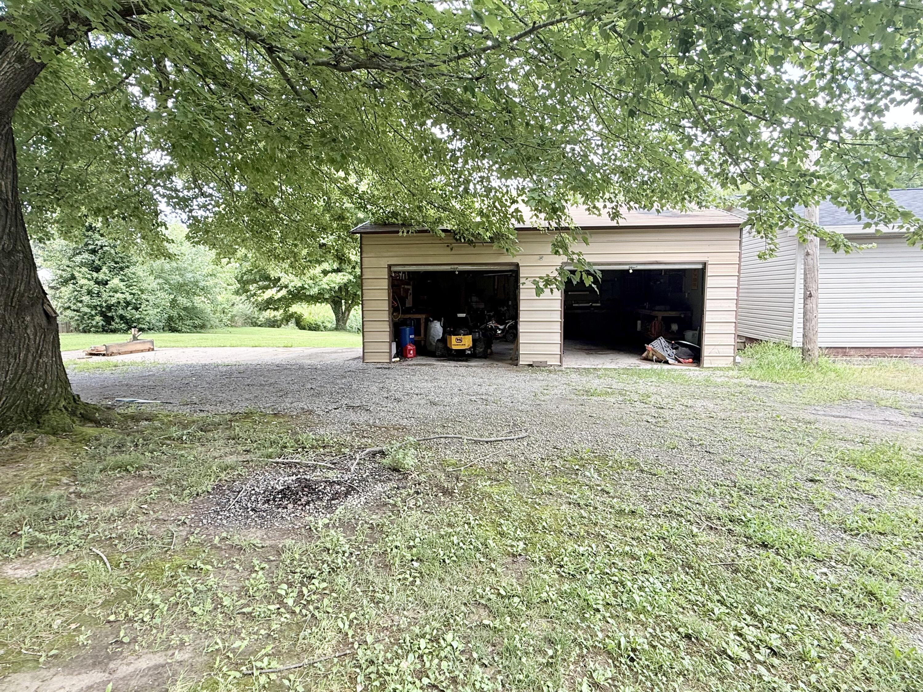 468 E Court Street Property Photo 33