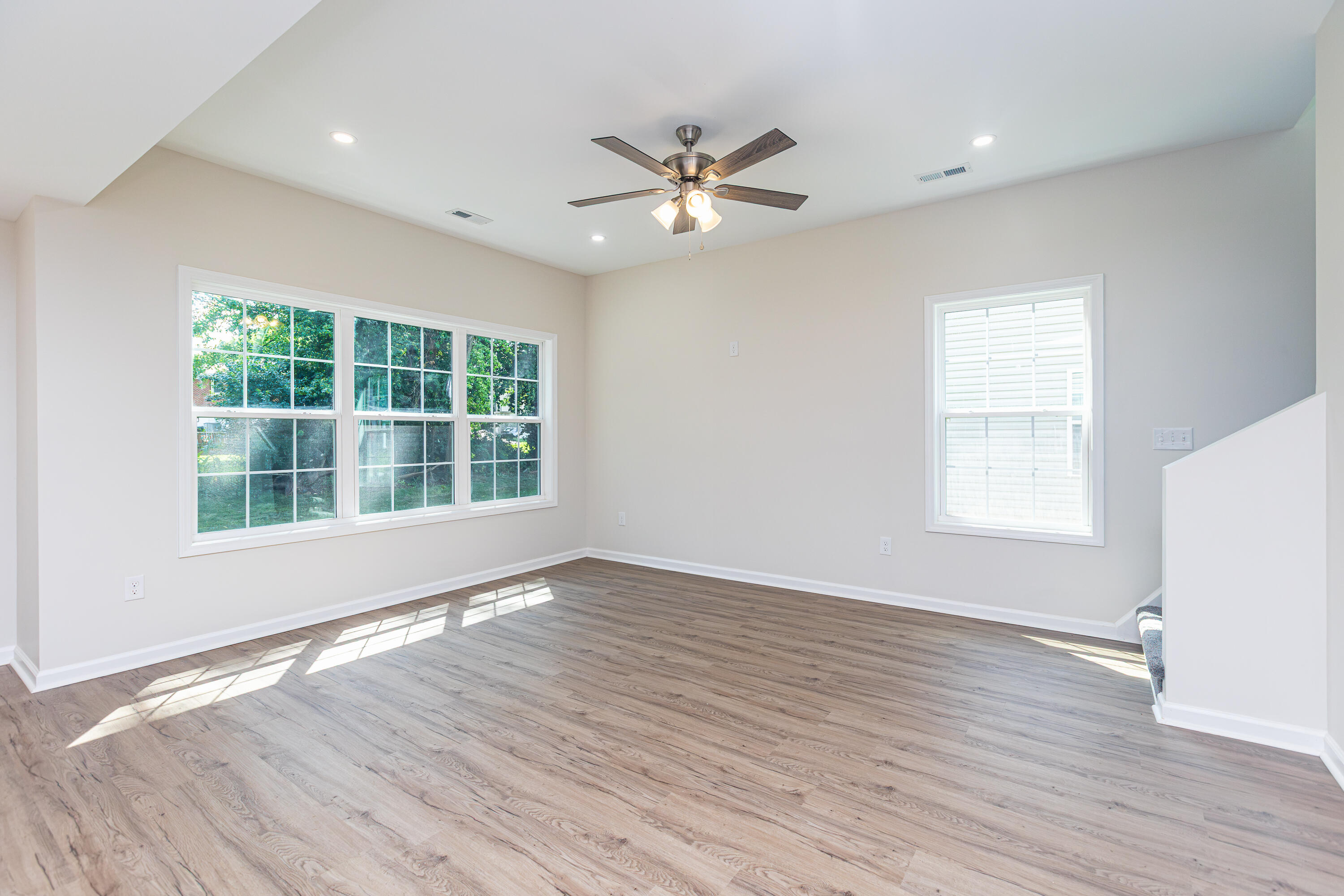 716 Harrison Trace Property Photo 4