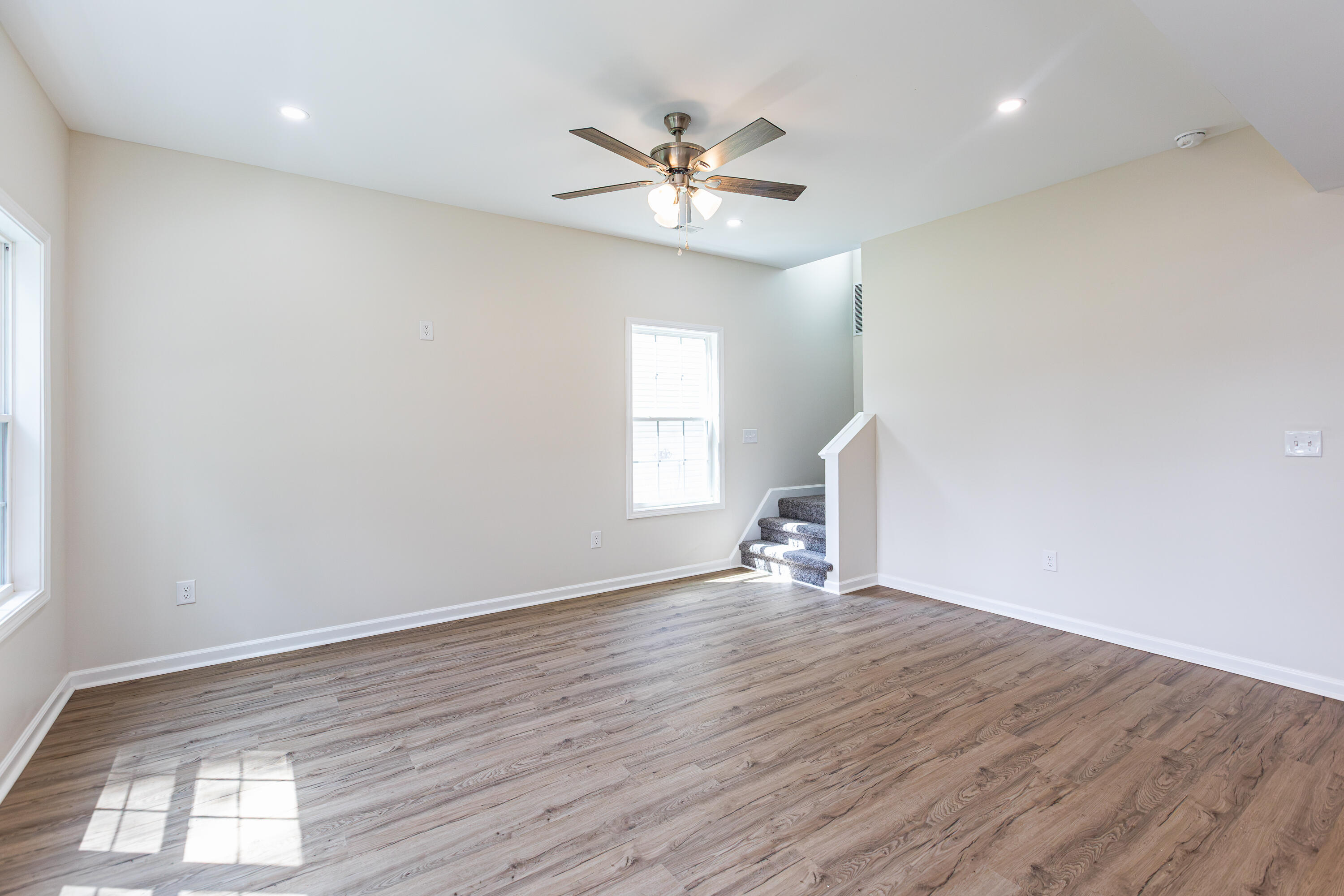 716 Harrison Trace Property Photo 6