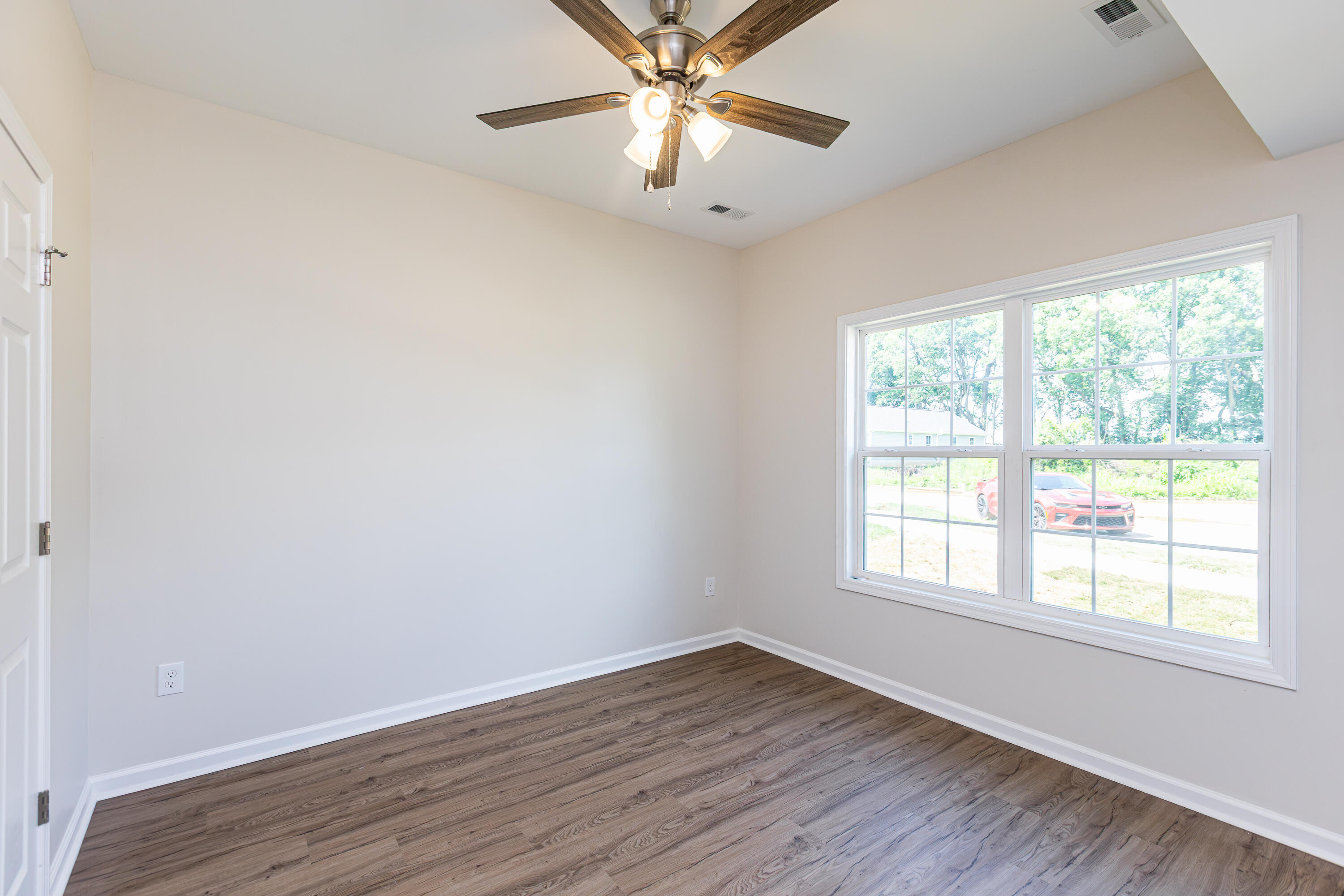 716 Harrison Trace Property Photo 11