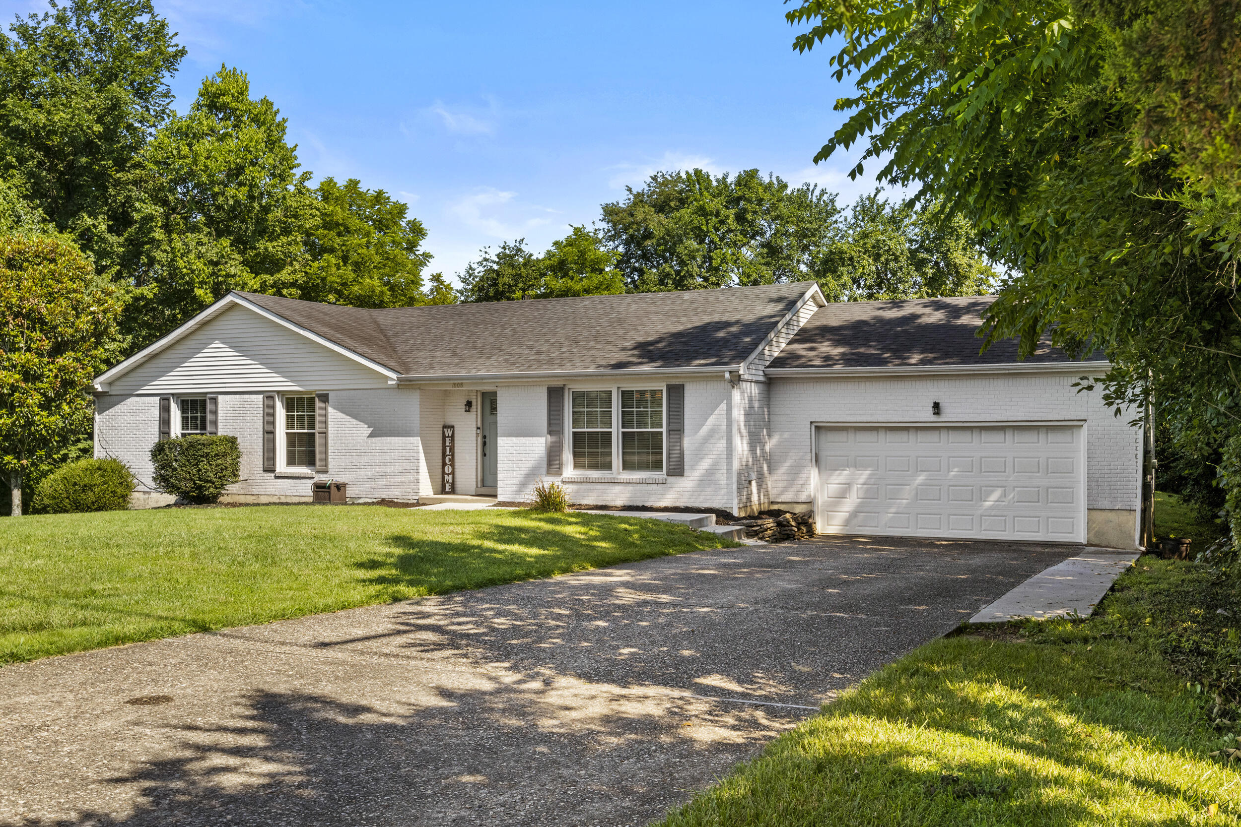 1008 Blackoak Drive Property Photo 3