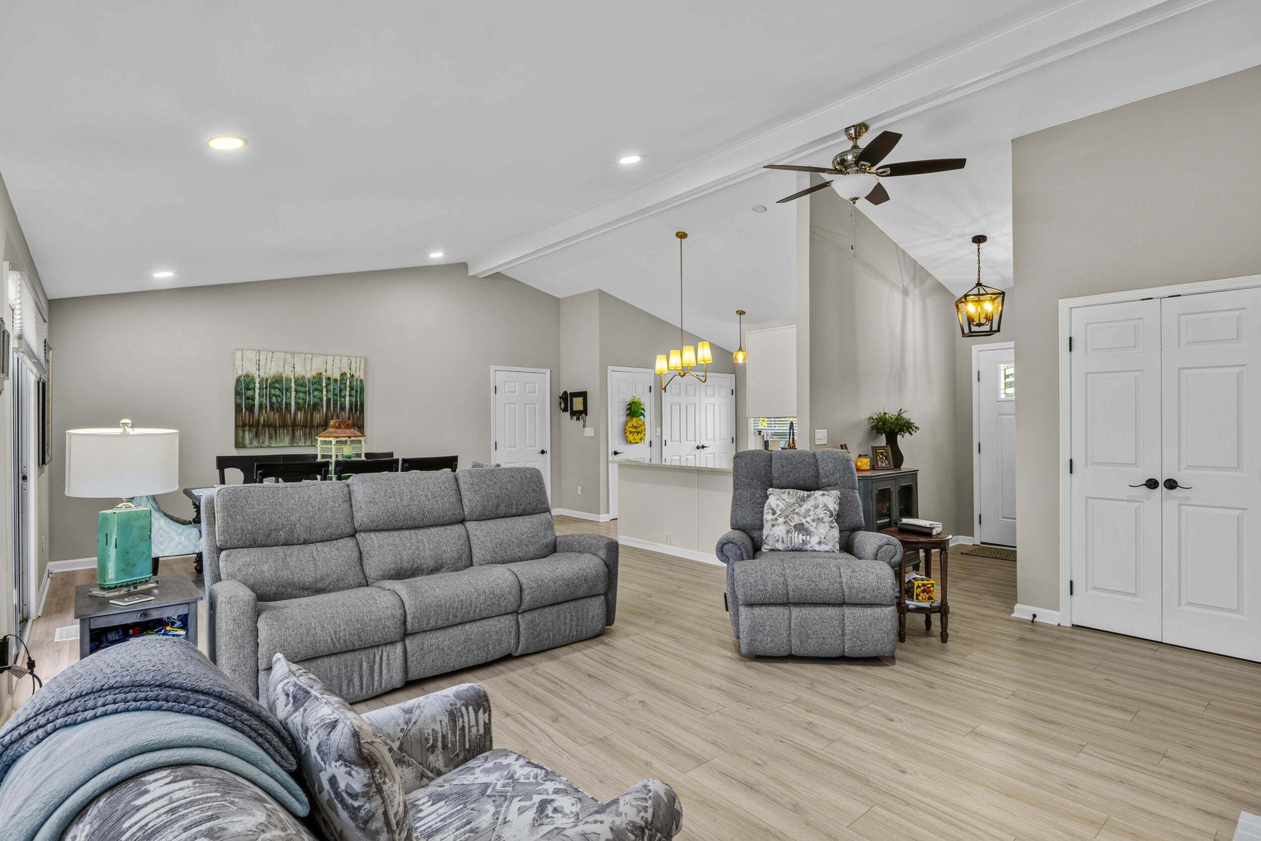 1008 Blackoak Drive Property Photo 14