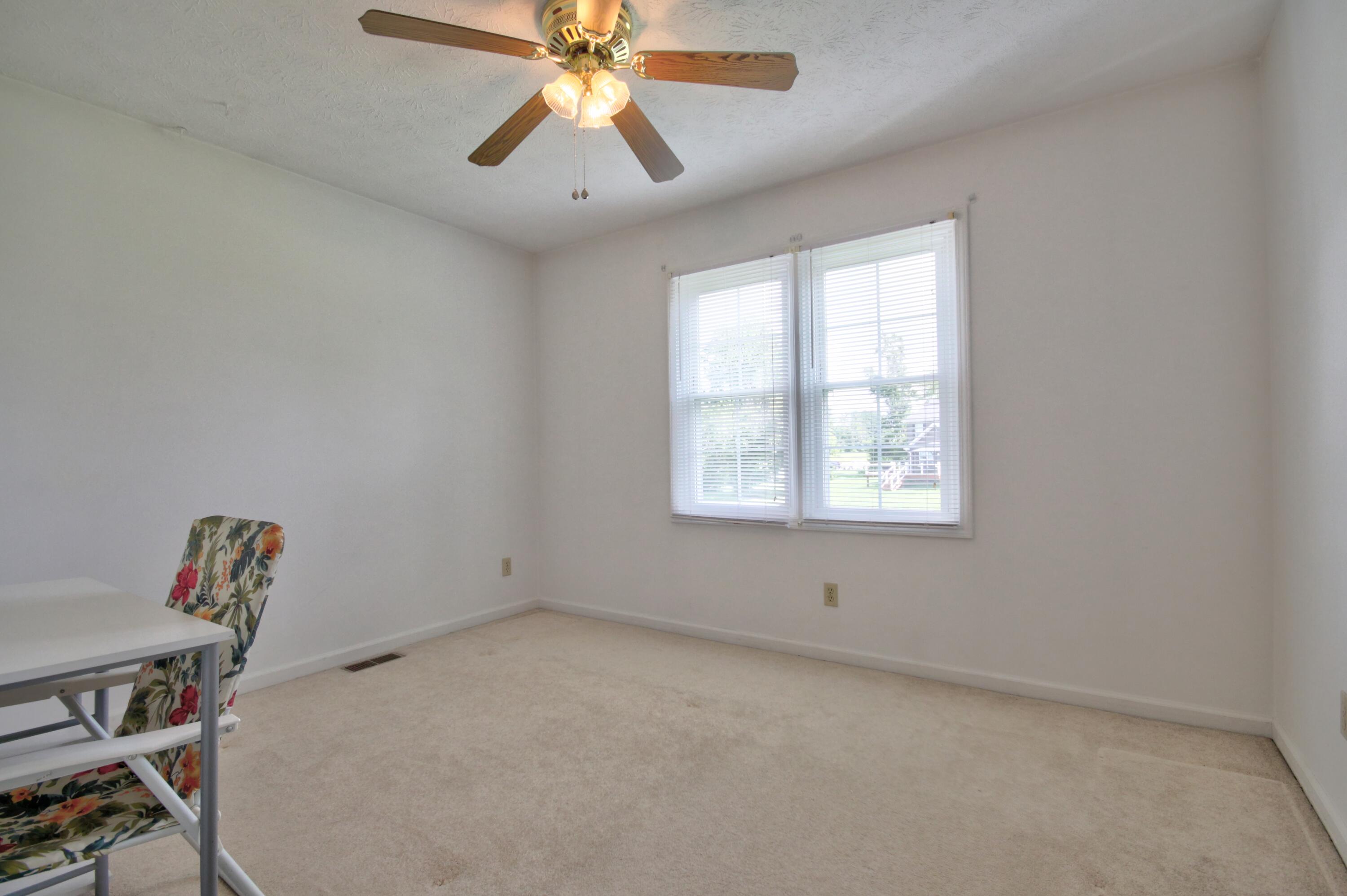 275 Middleground Way Property Photo 7