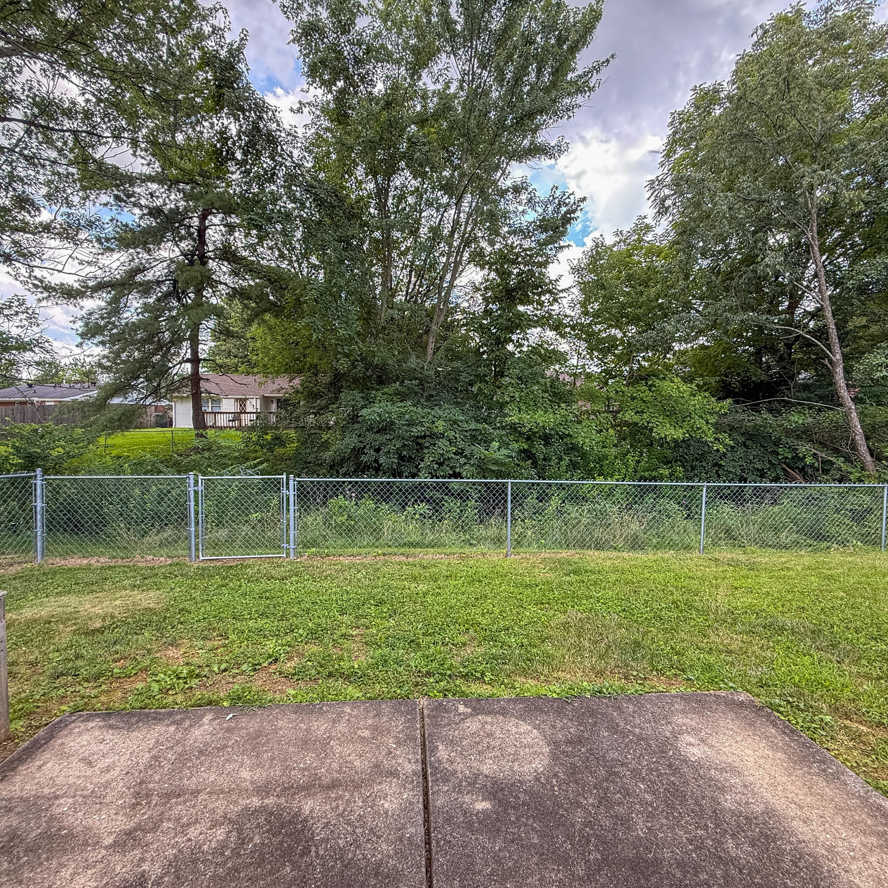 1566 Samara Glen Way Property Photo 12