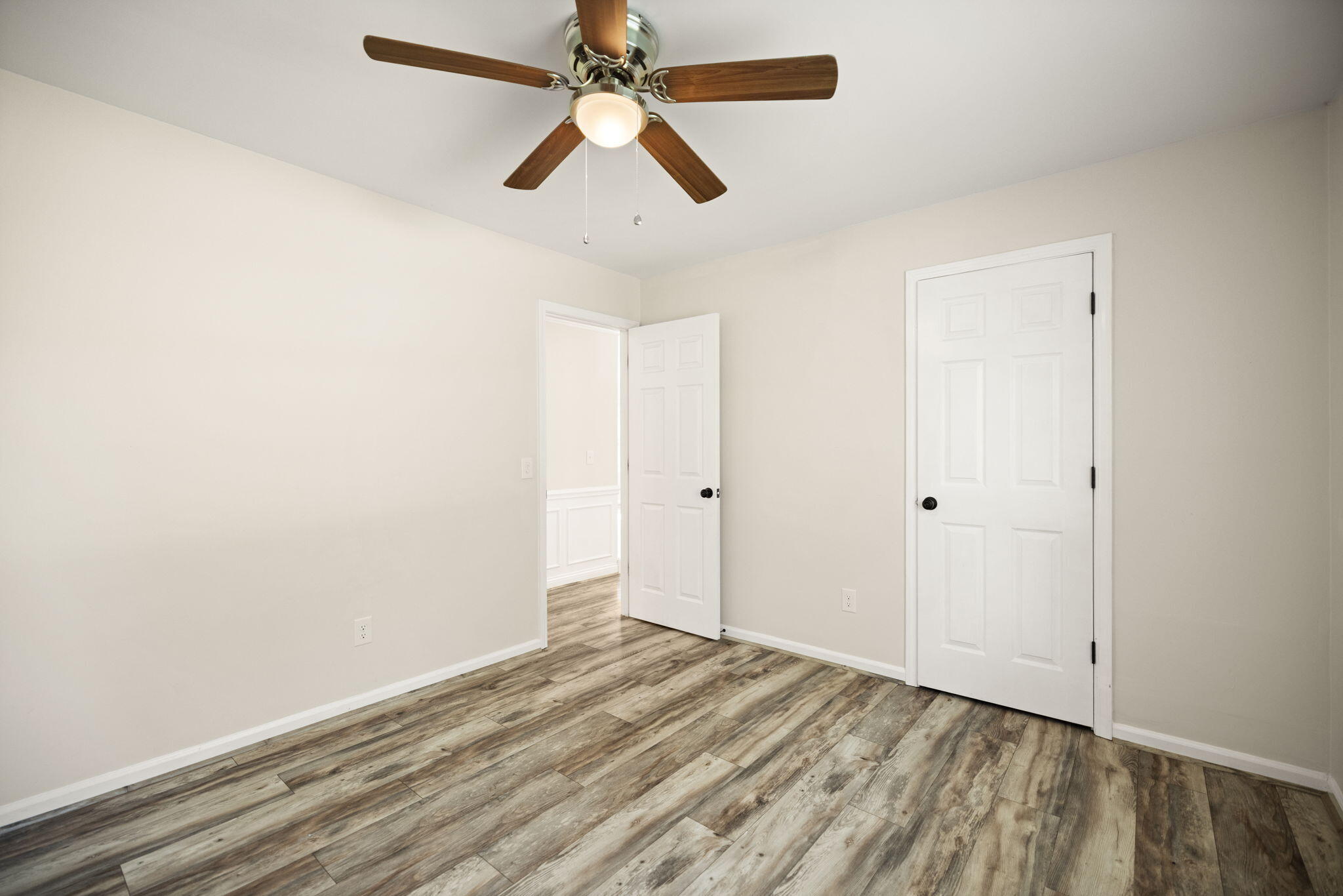 208 Hartland Drive Property Photo 28