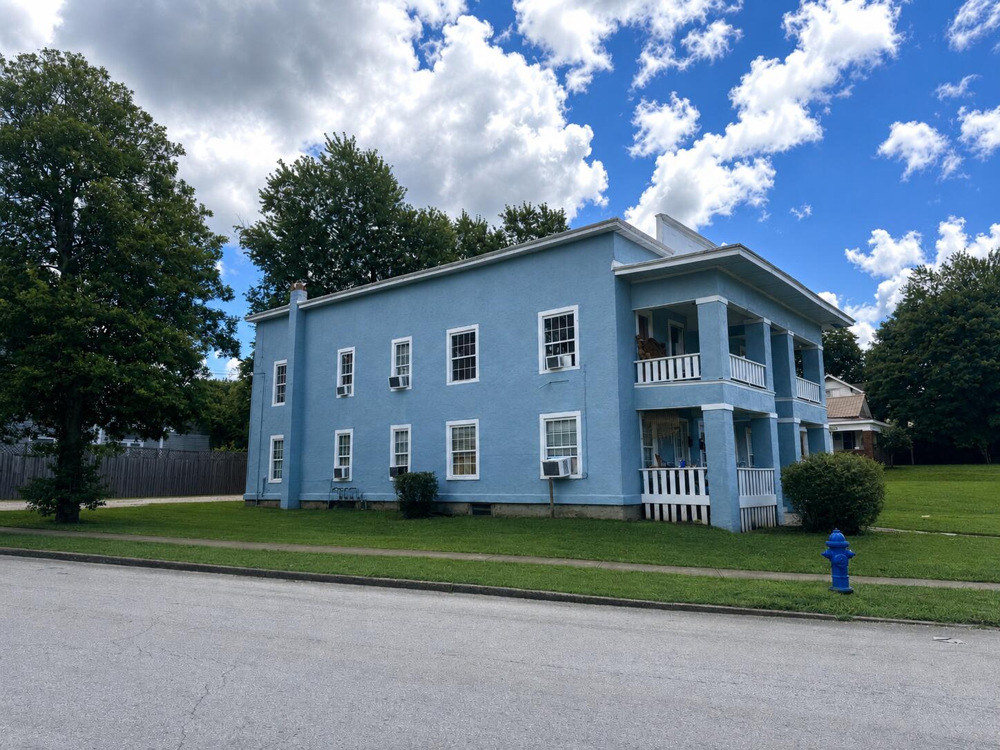 143 S Central Avenue Property Photo 3