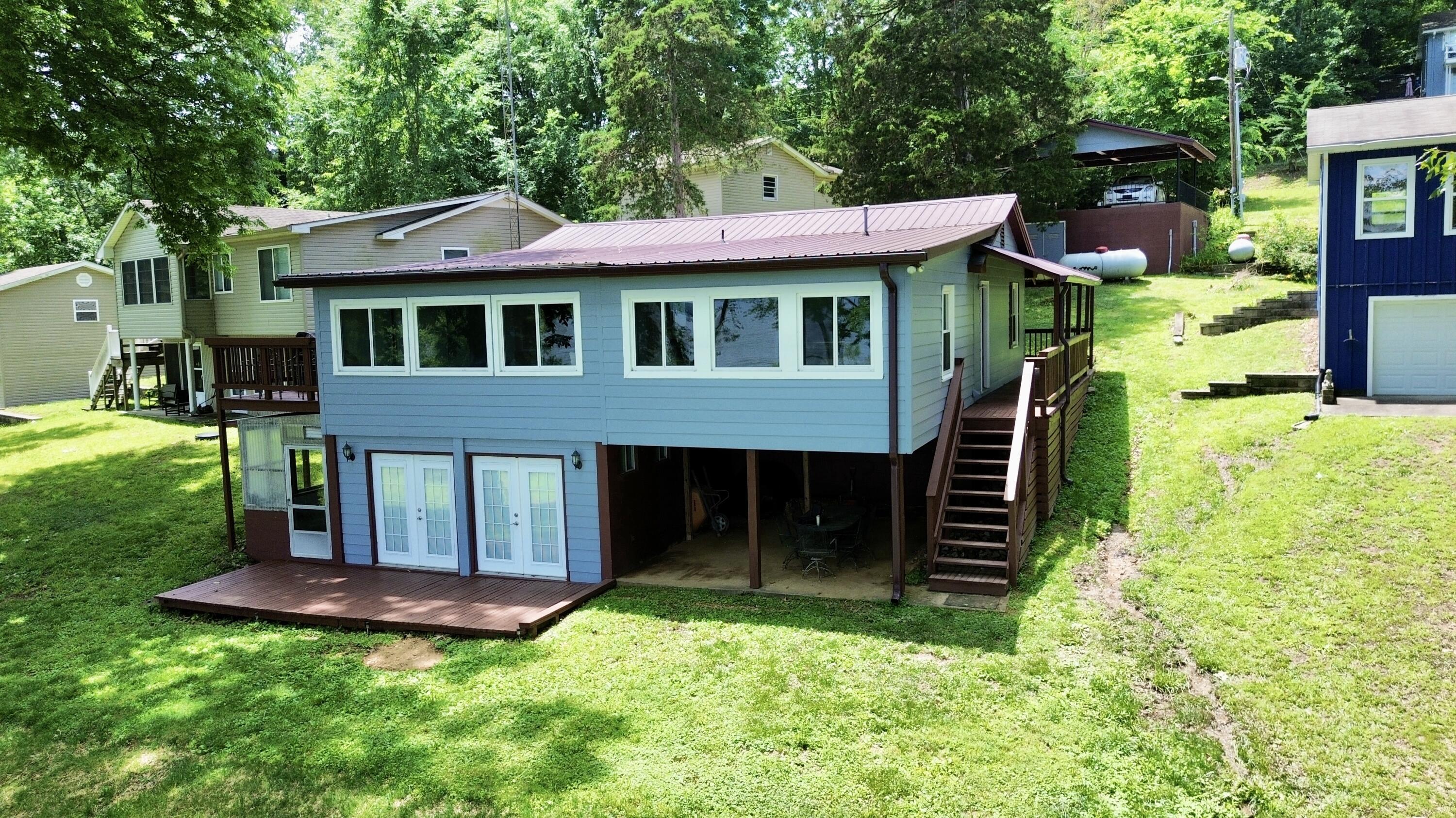 548 Waterway Trail Property Photo 1