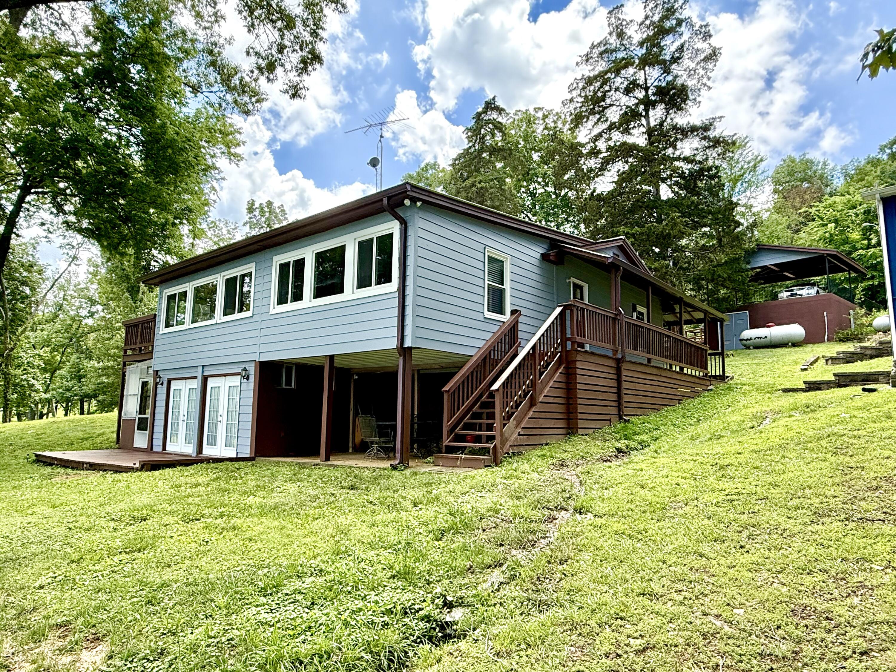 548 Waterway Trail Property Photo 3