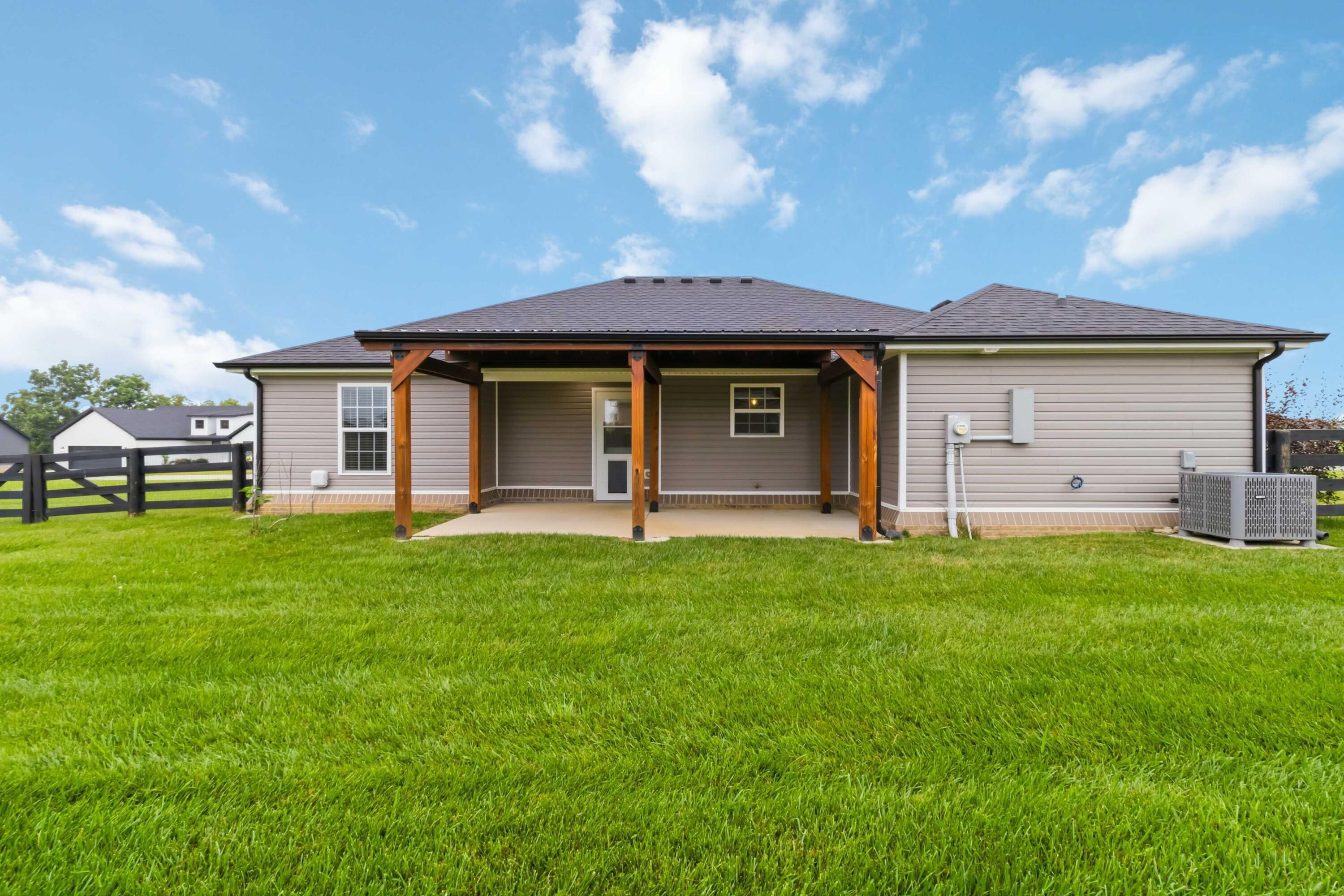 2022 Partridge Way Property Photo 4