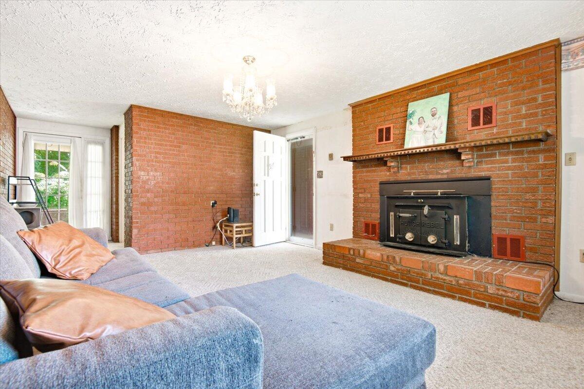 1398 S Wilderness Road Property Photo 19