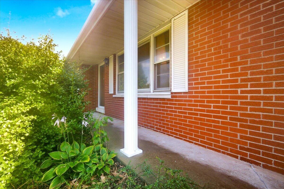 1398 S Wilderness Road Property Photo 24