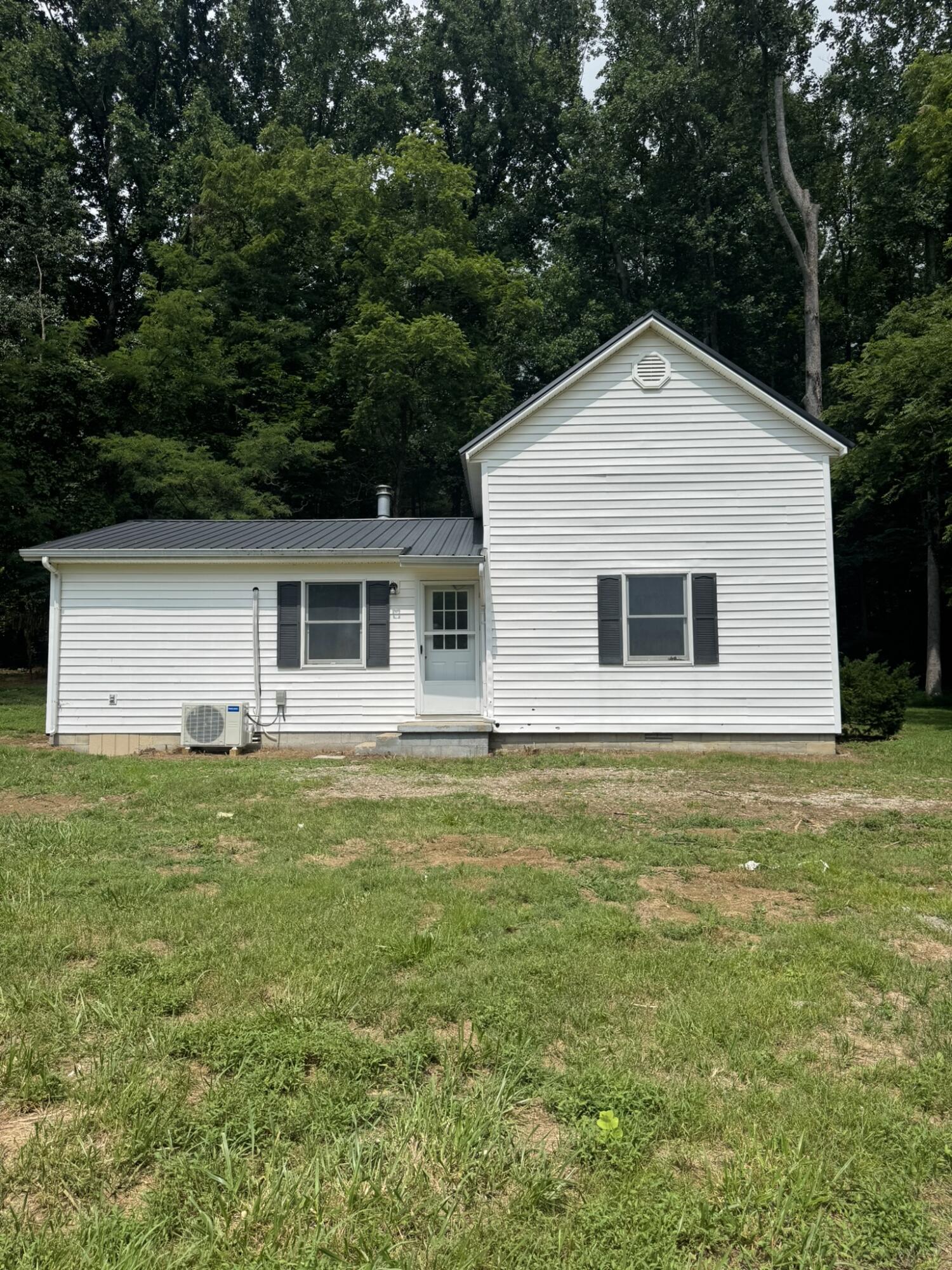 253 Sparks Road Property Photo 8