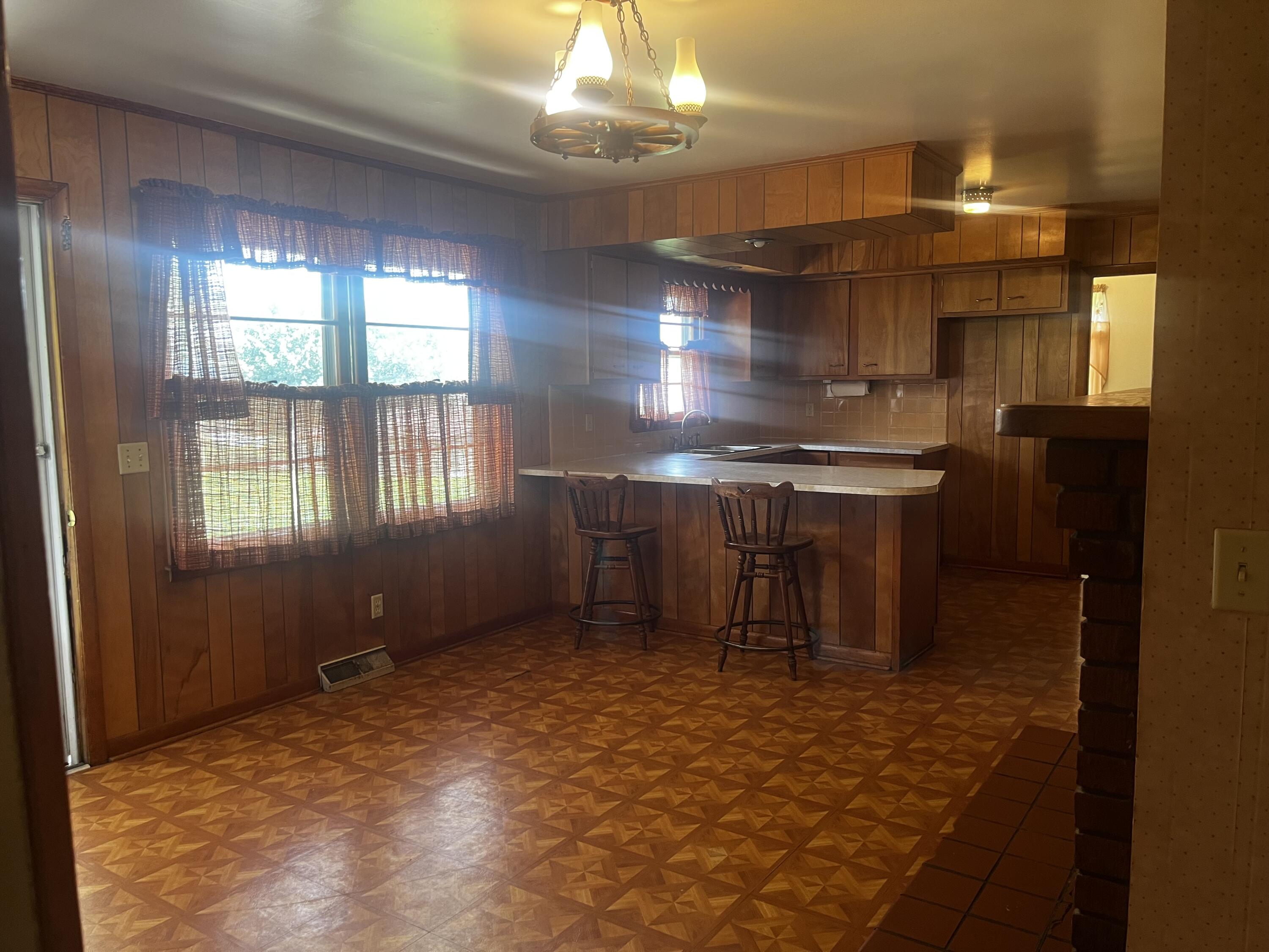182 Harrison Avenue Property Photo 16